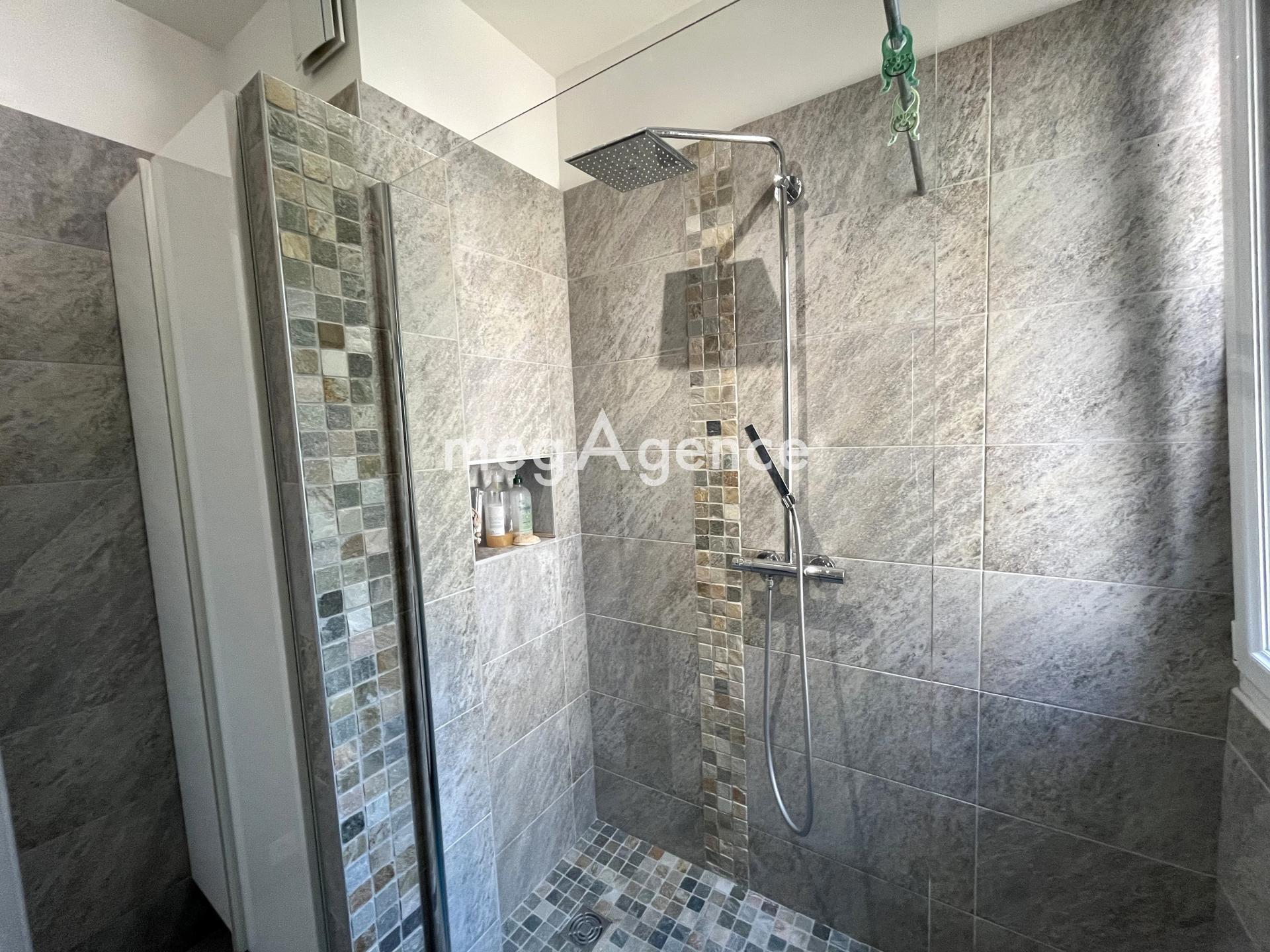 Miniature photo - 8 / 11