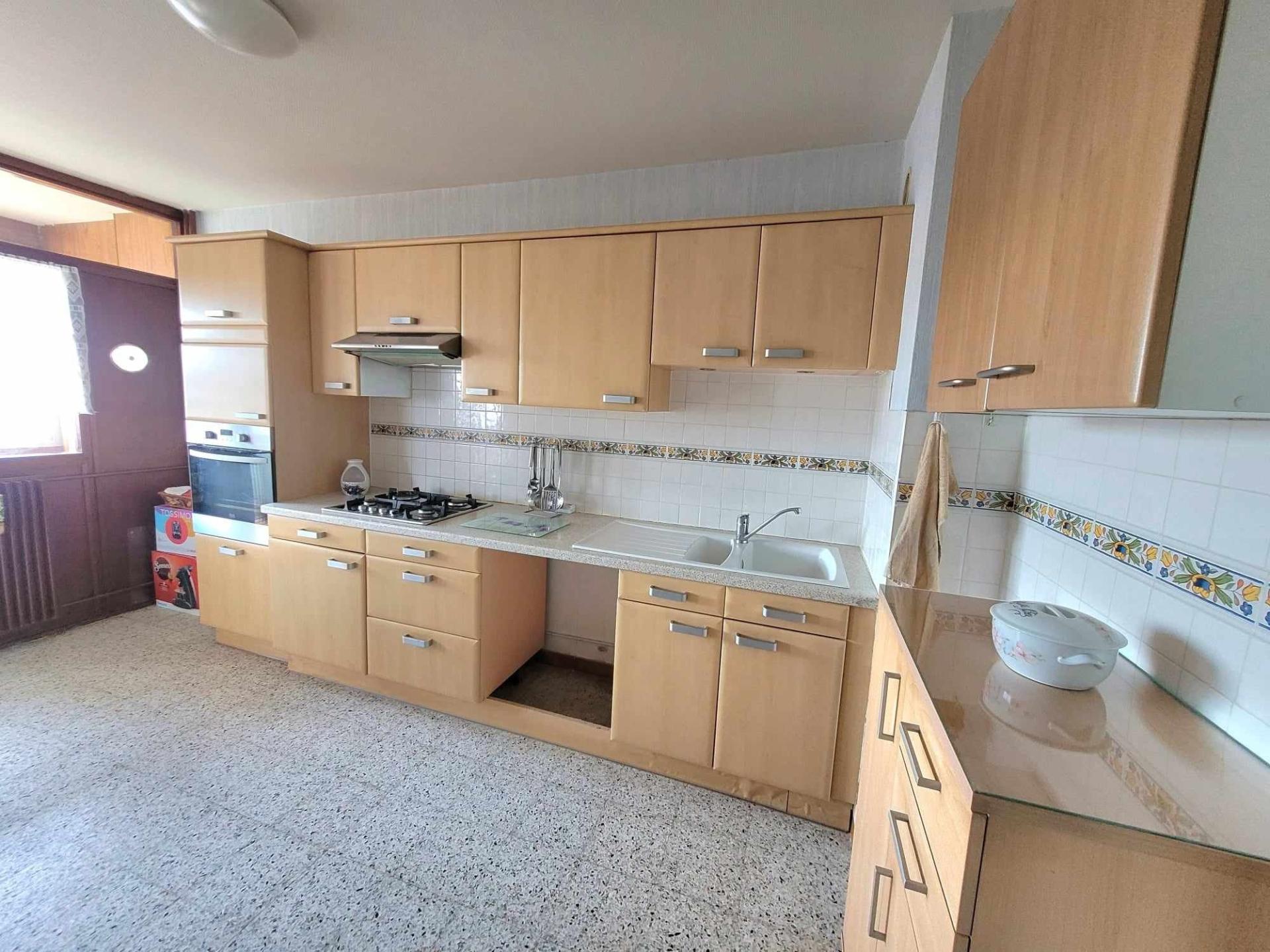 Miniature photo - 3 / 8