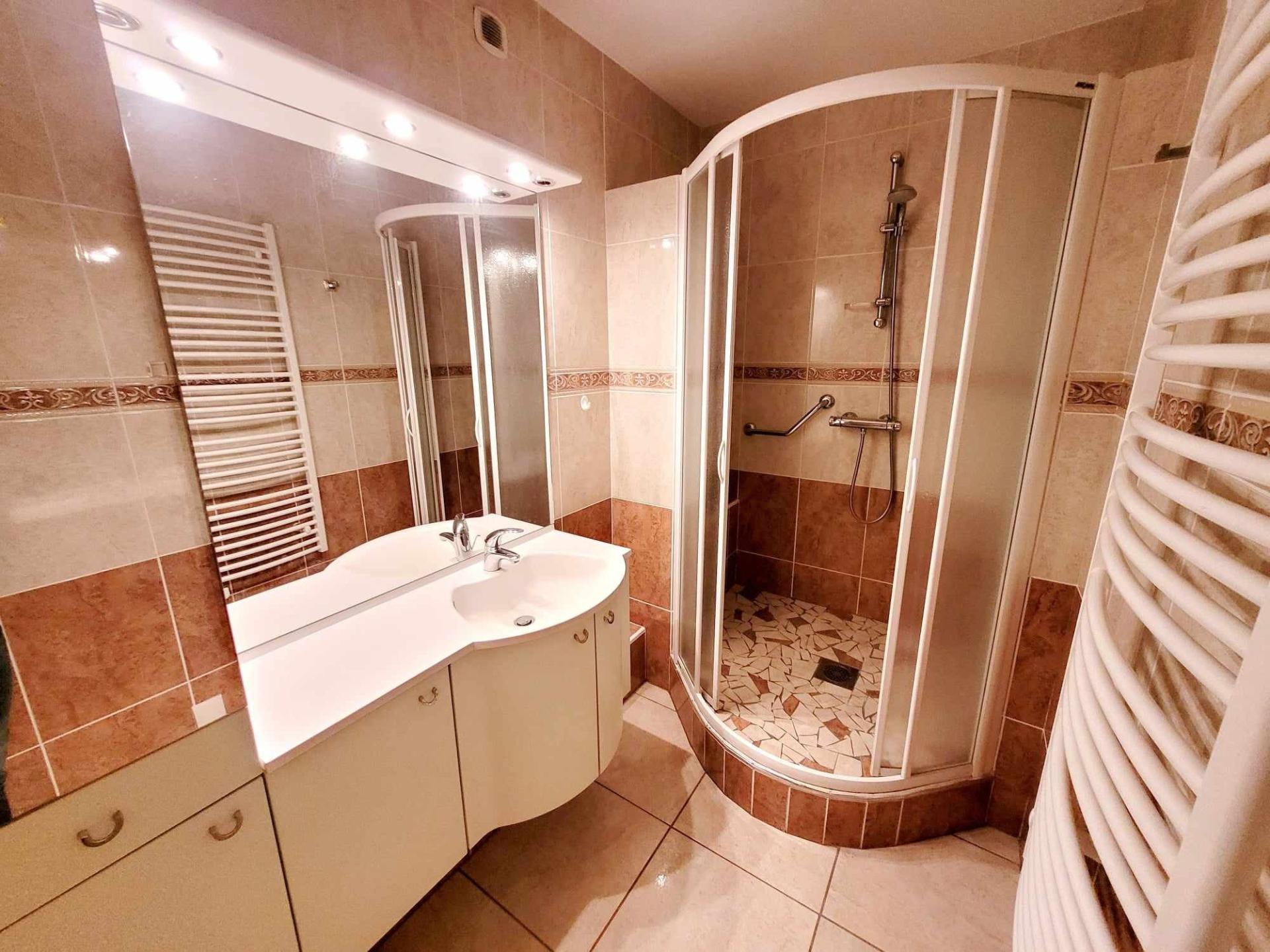 Miniature photo - 5 / 8