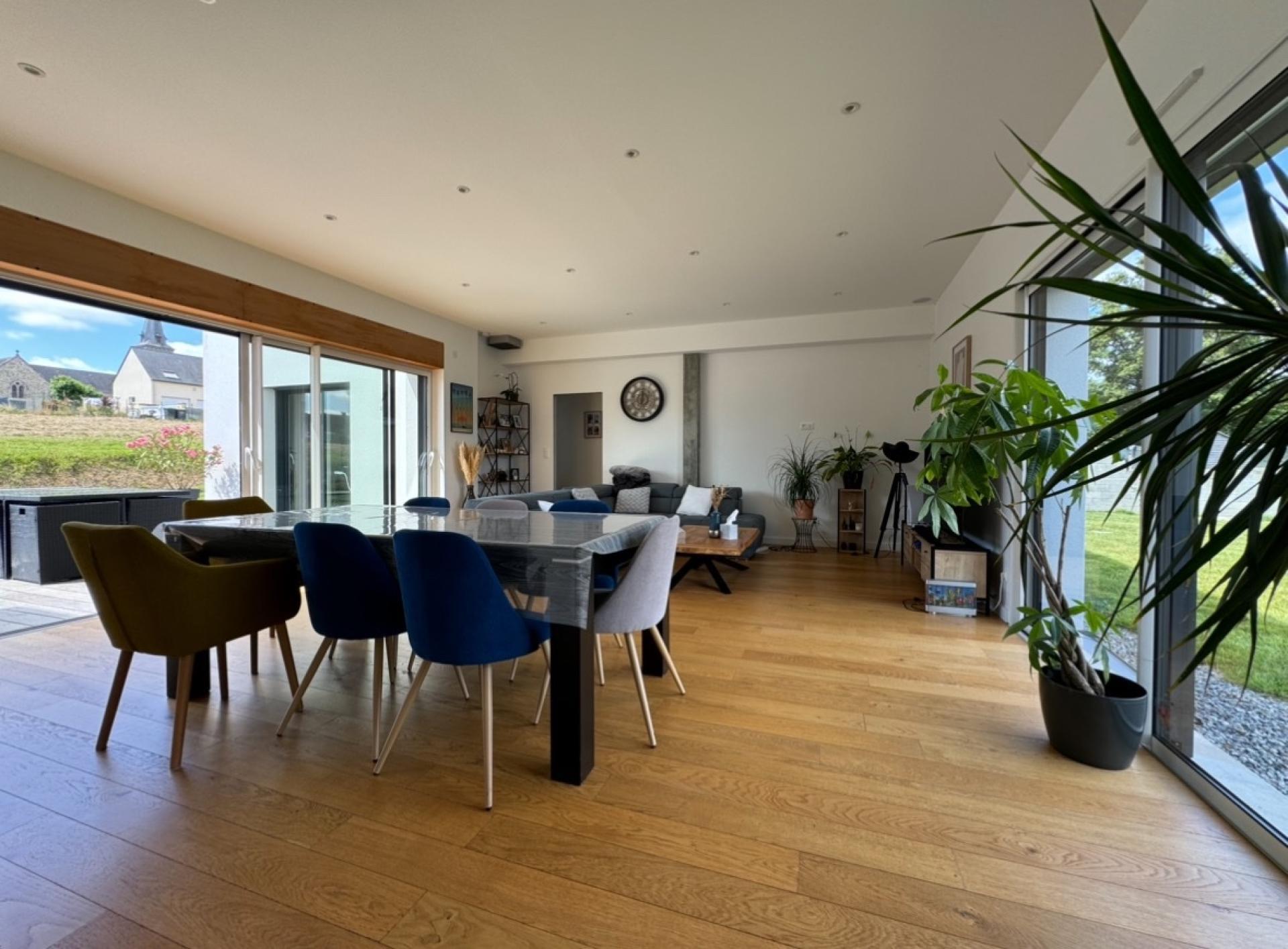 Miniature photo - 10 / 15