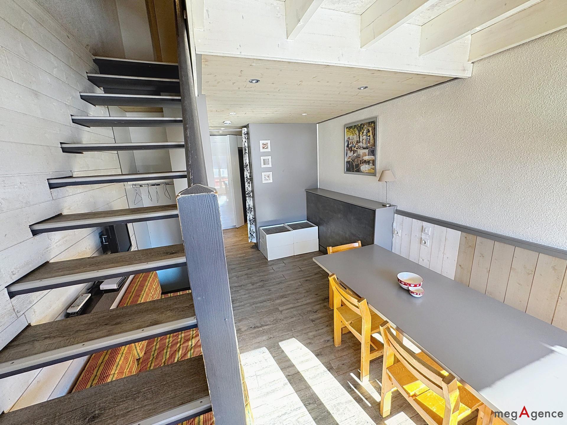 Miniature photo - 4 / 13