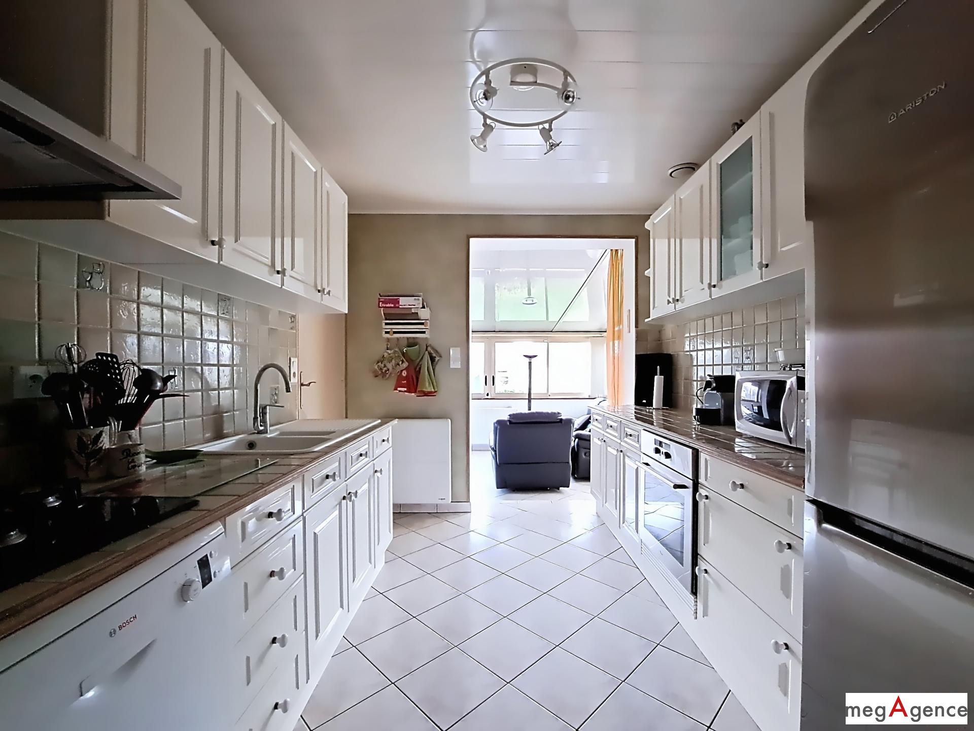 Miniature photo - 6 / 10