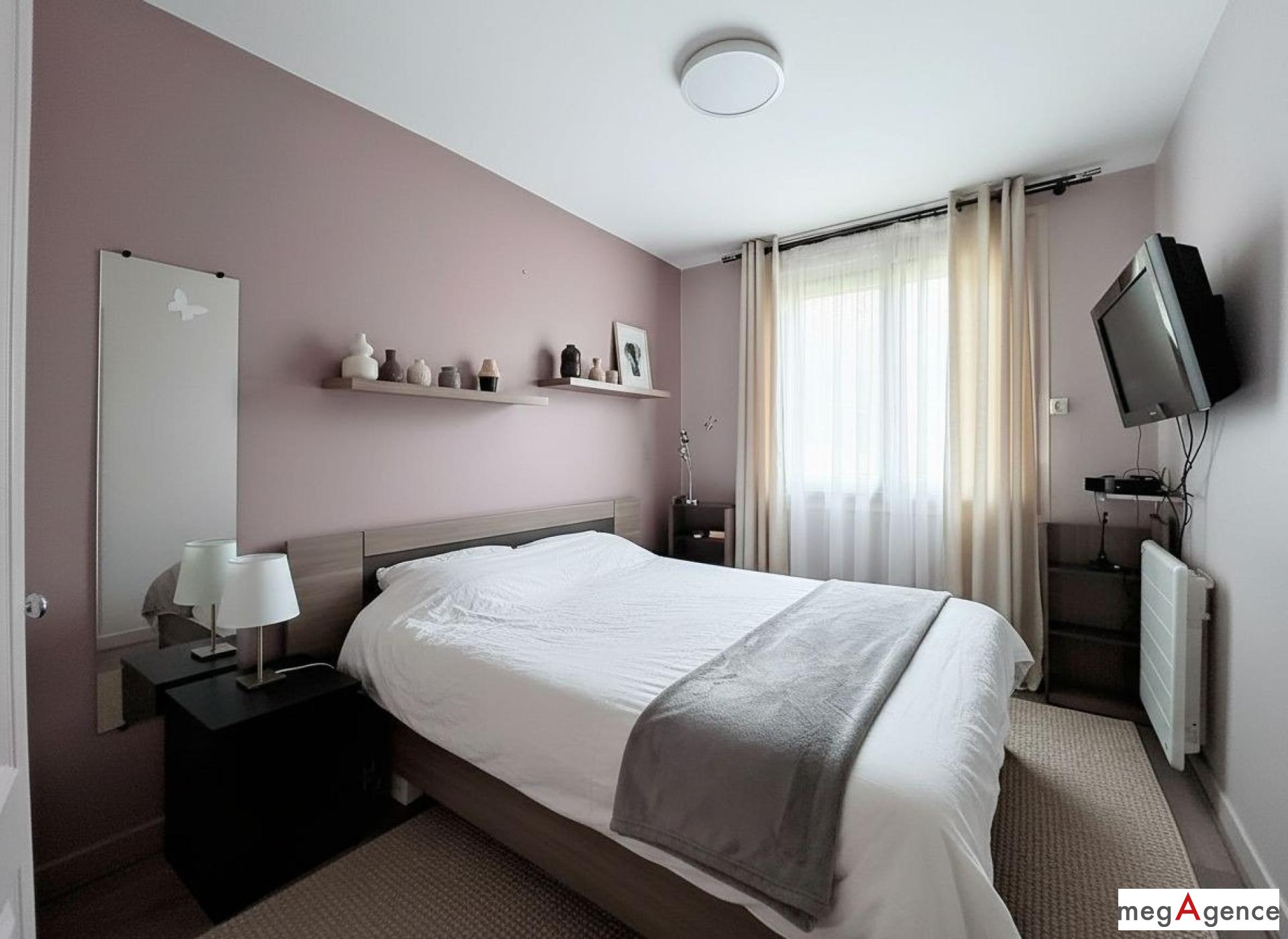 Miniature photo - 5 / 10