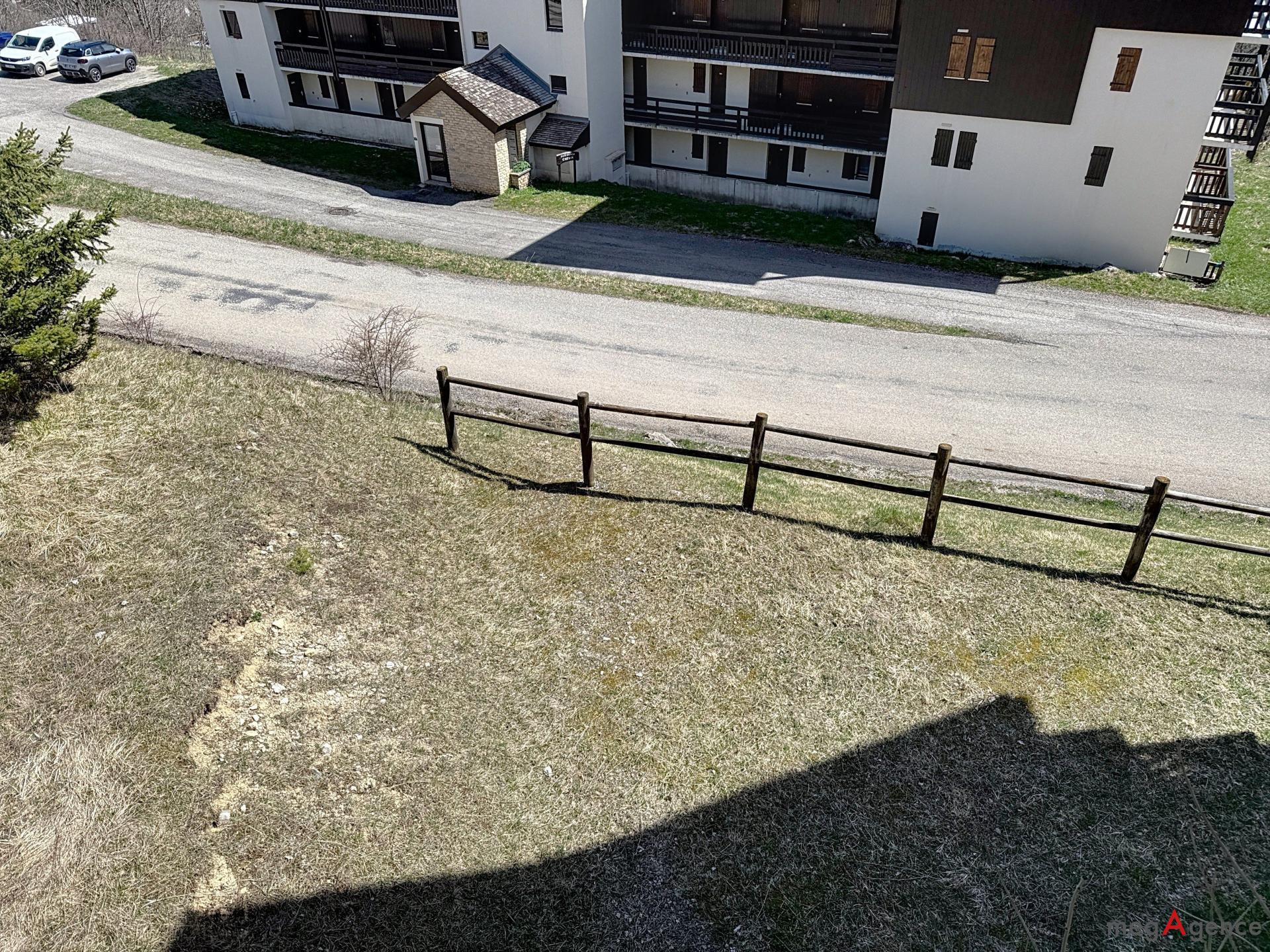 Miniature photo - 7 / 9