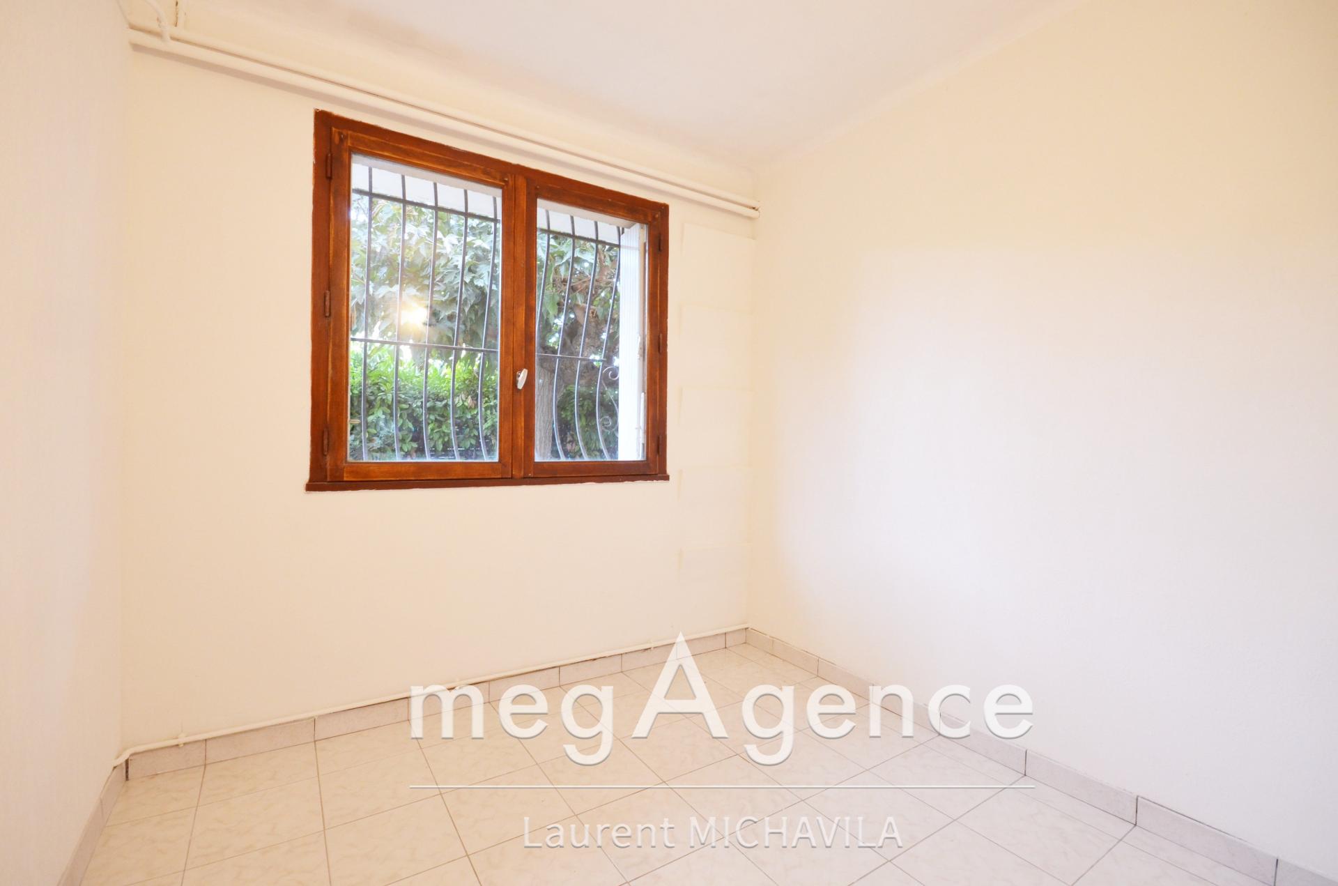 Miniature photo - 8 / 20