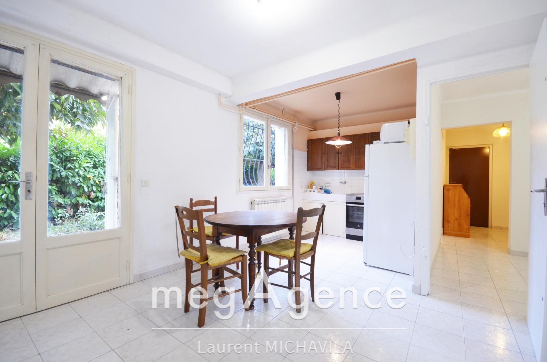 Miniature photo - 16 / 20