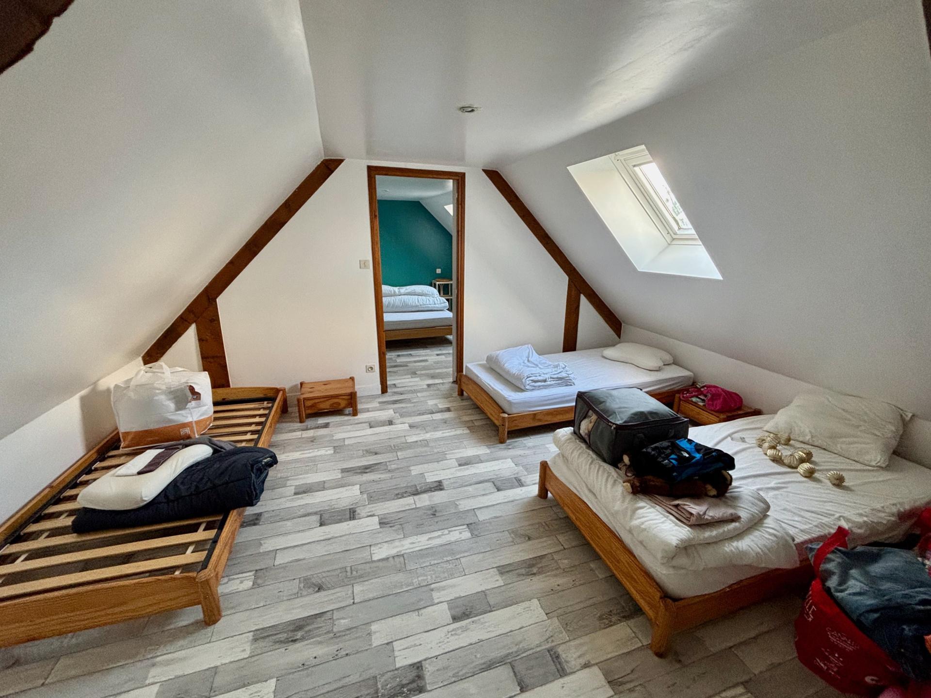 Miniature photo - 10 / 20