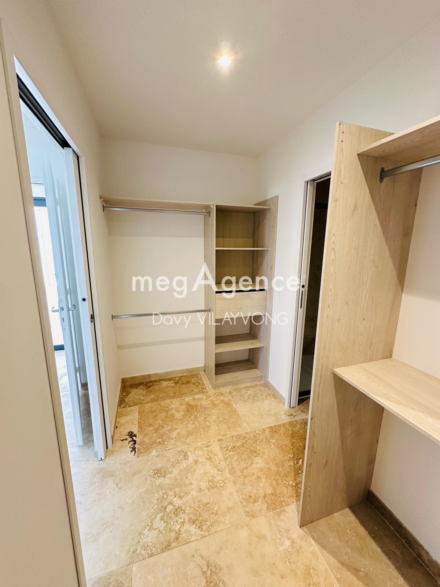 Miniature photo - 4 / 16