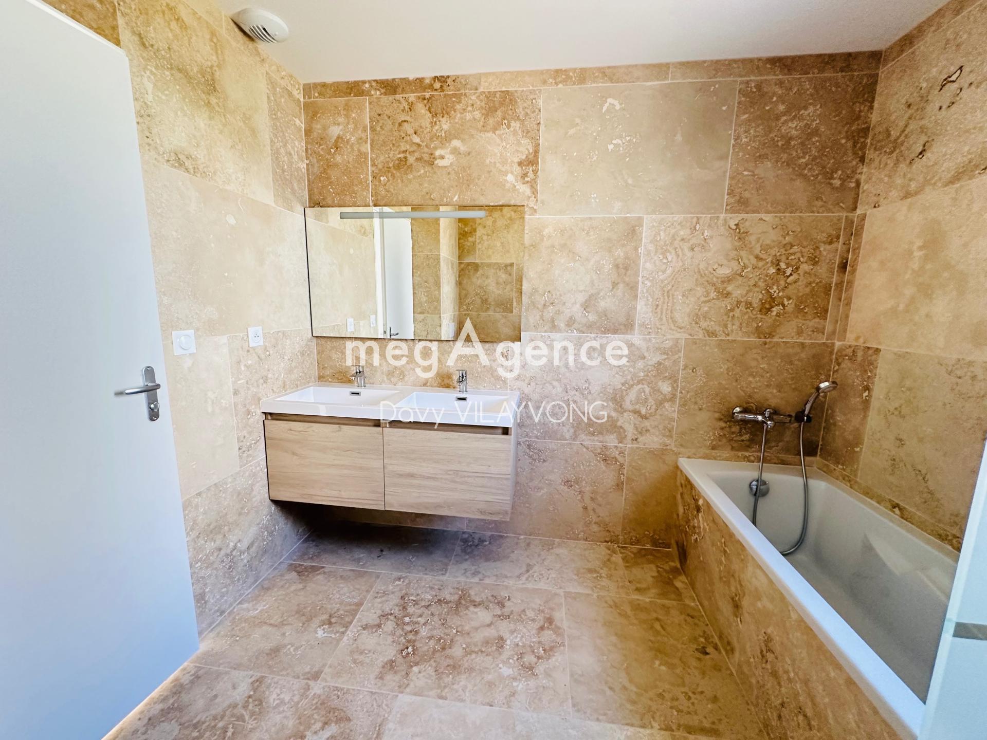 Miniature photo - 15 / 16