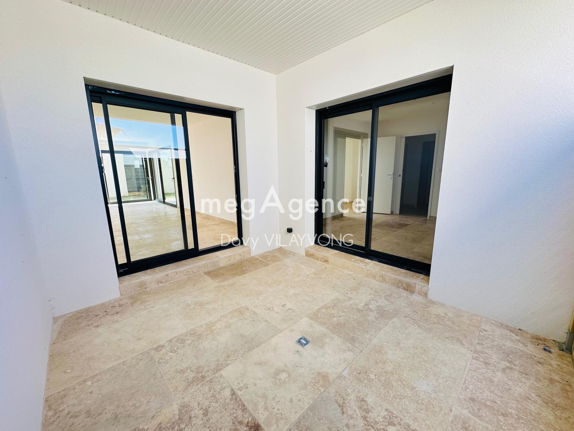 Miniature photo - 12 / 16