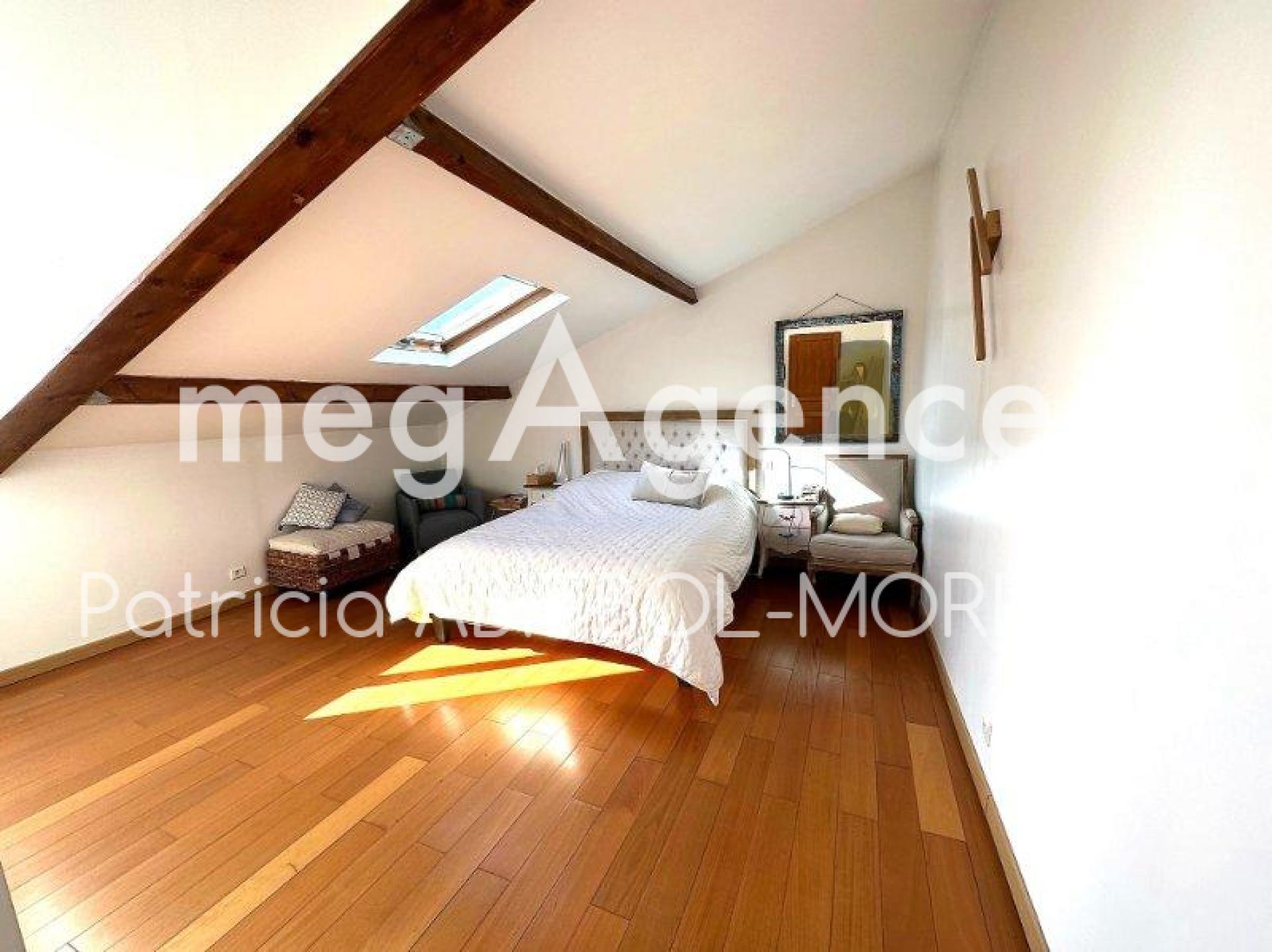 Miniature photo - 12 / 12