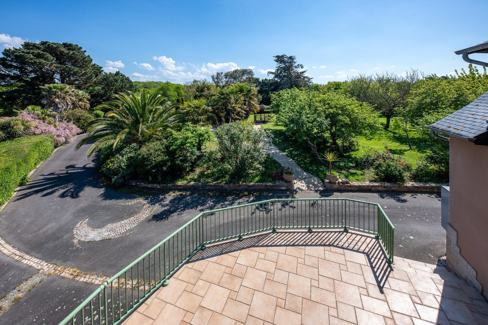 Miniature photo - 9 / 11