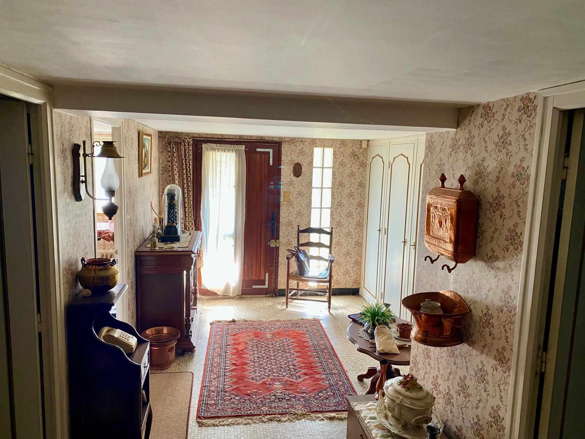 Miniature photo - 2 / 14