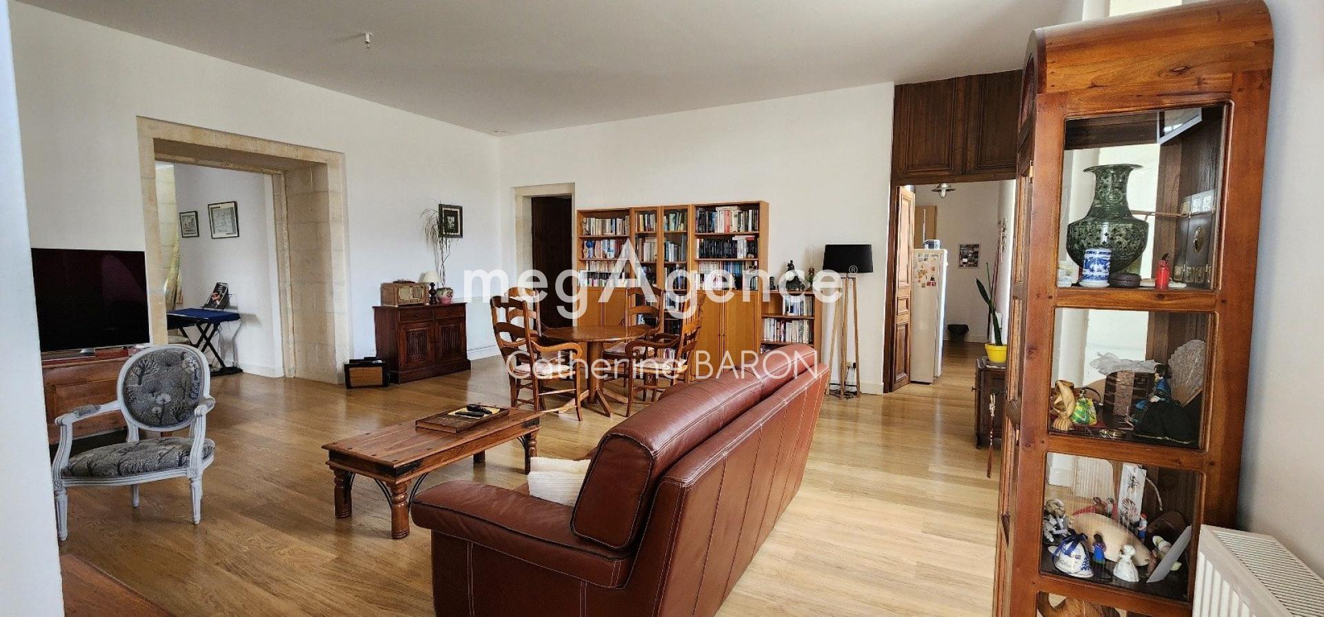 Miniature photo - 2 / 15