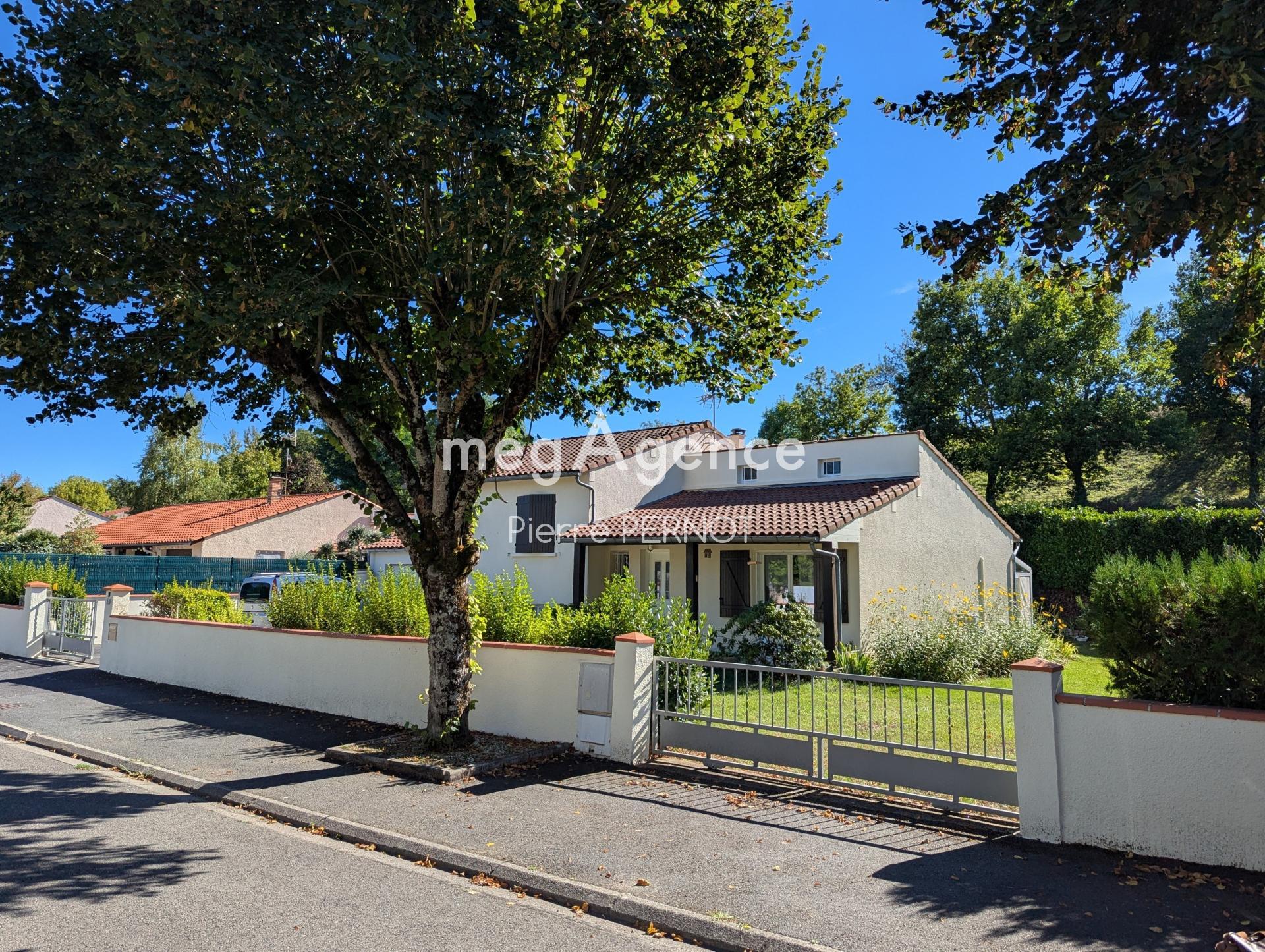 Miniature photo - 2 / 14