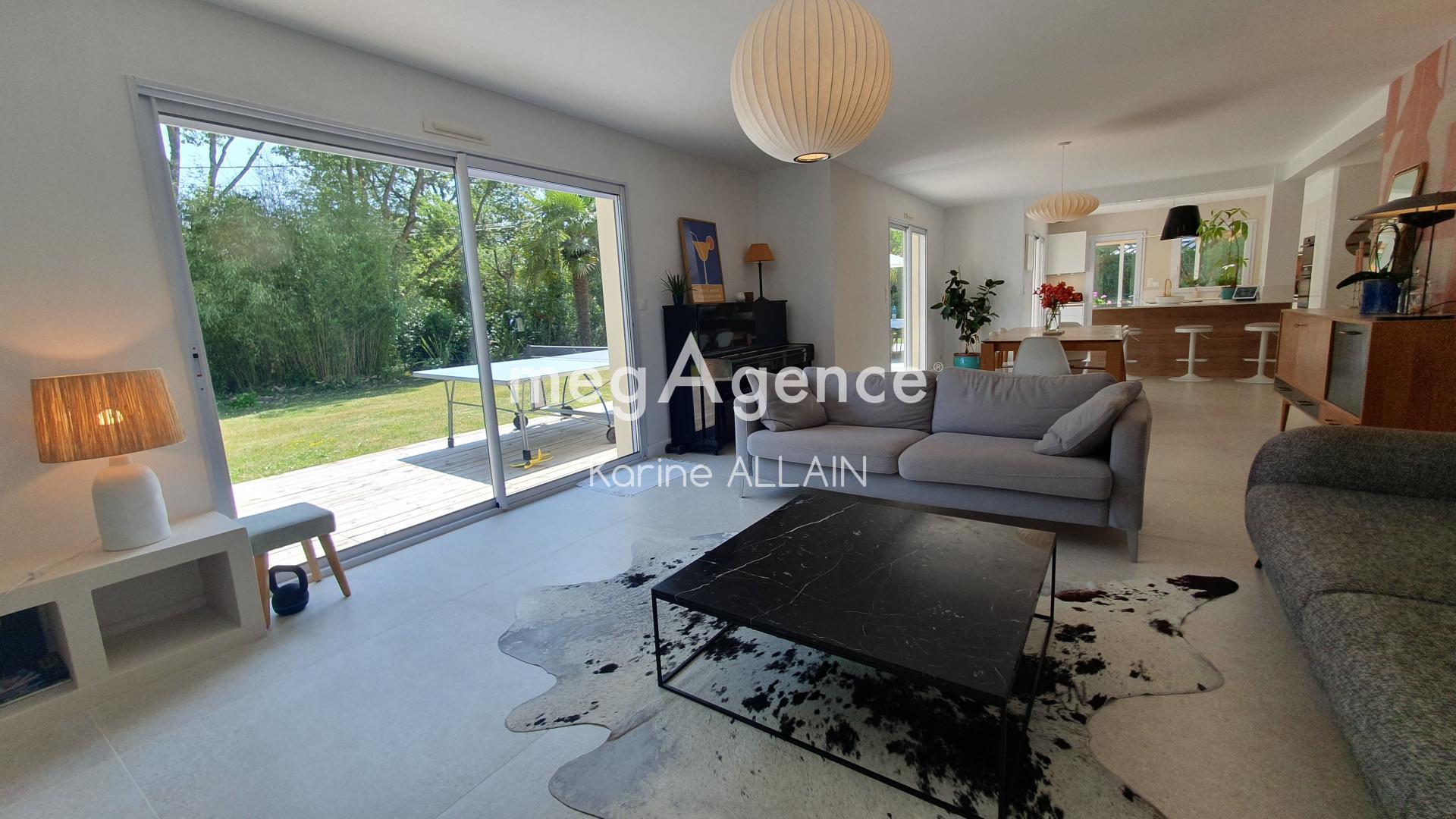 Miniature photo - 2 / 12