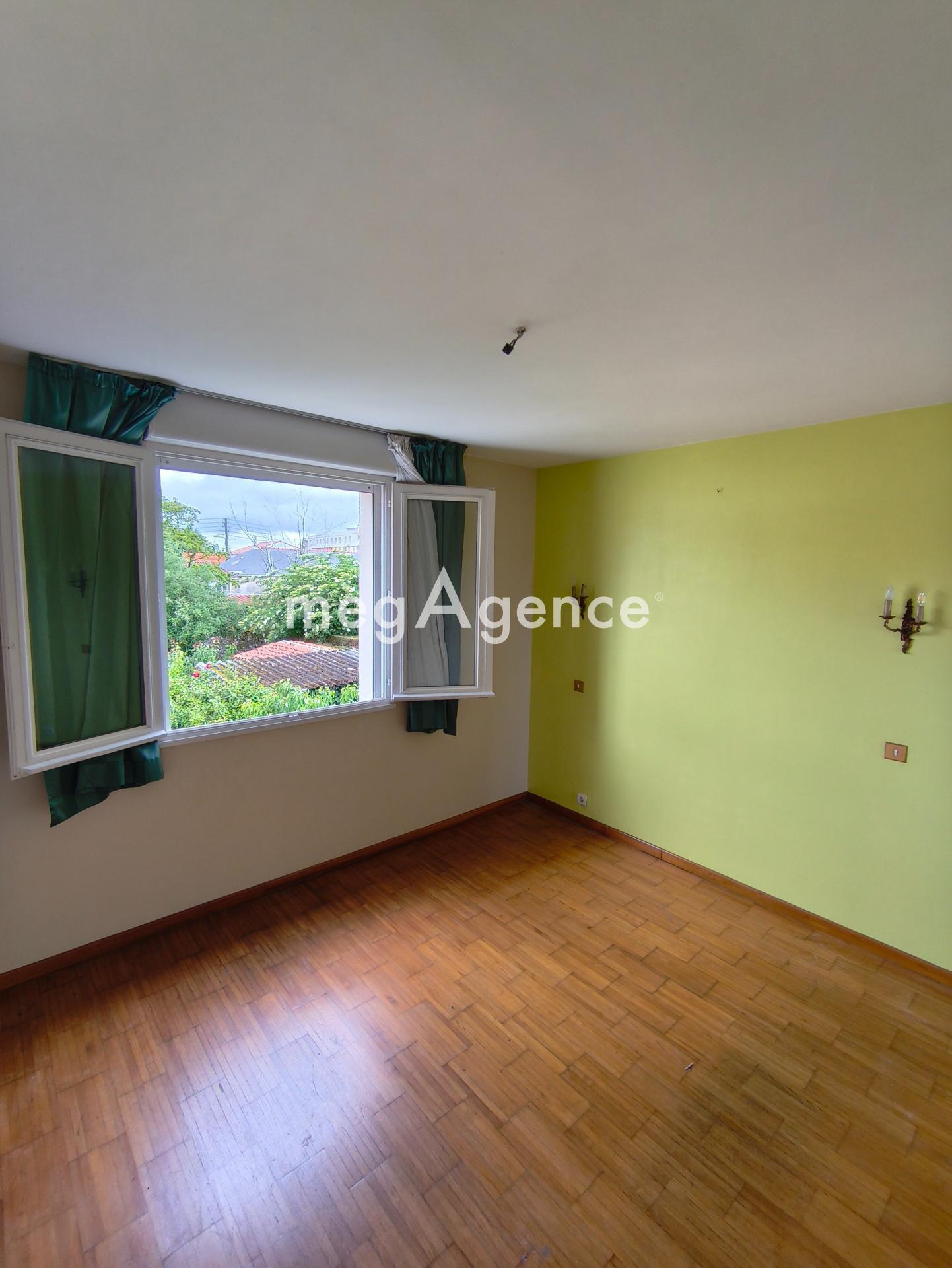 Miniature photo - 2 / 6