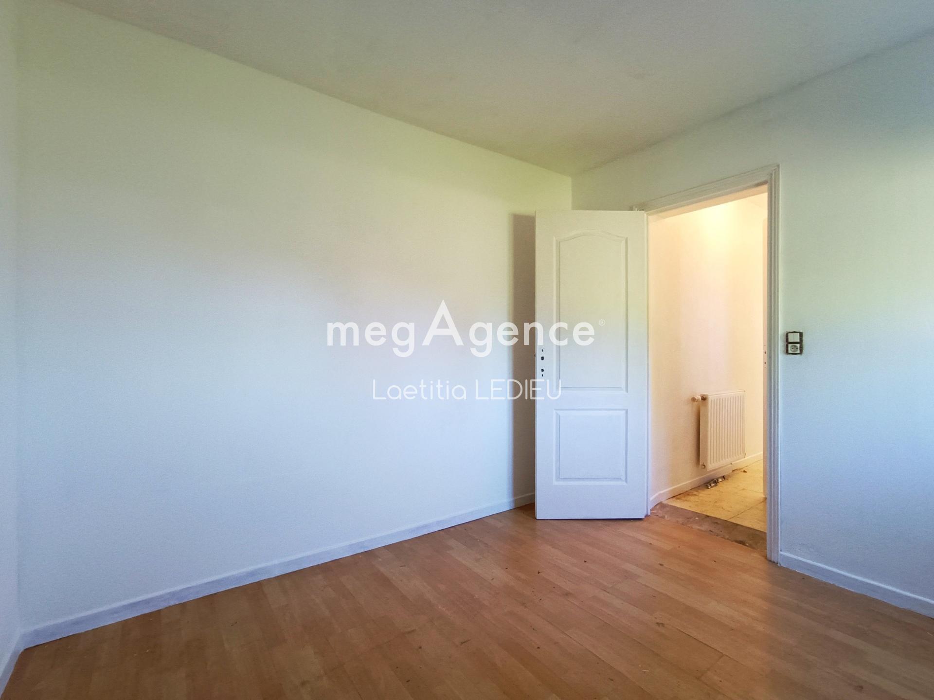 Miniature photo - 12 / 20