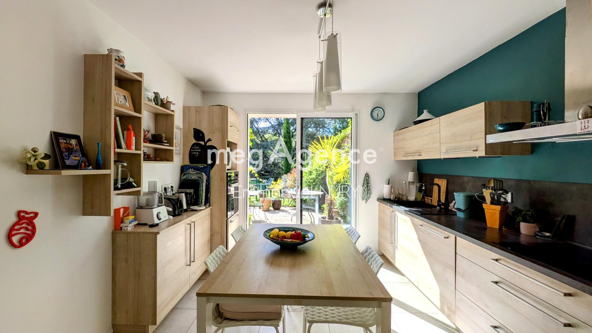 Miniature photo - 2 / 14