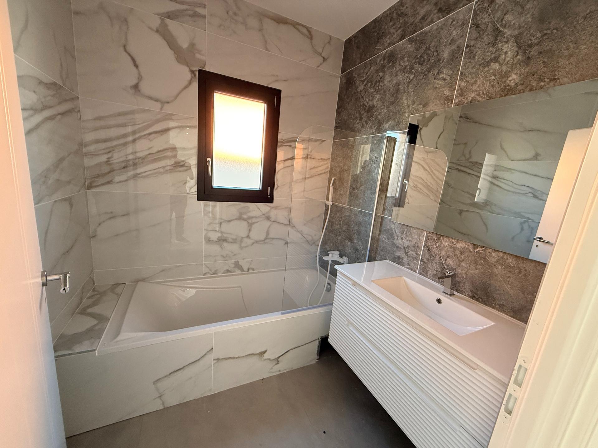 Miniature photo - 8 / 12