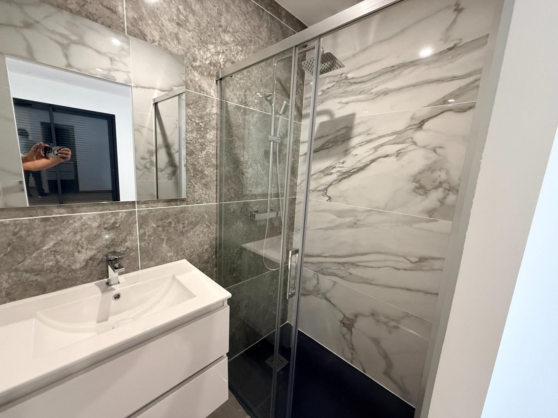 Miniature photo - 6 / 12