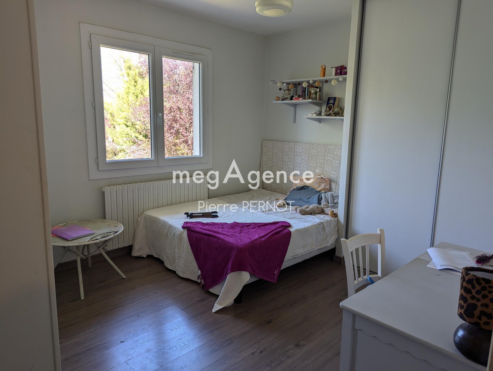 Miniature photo - 8 / 16