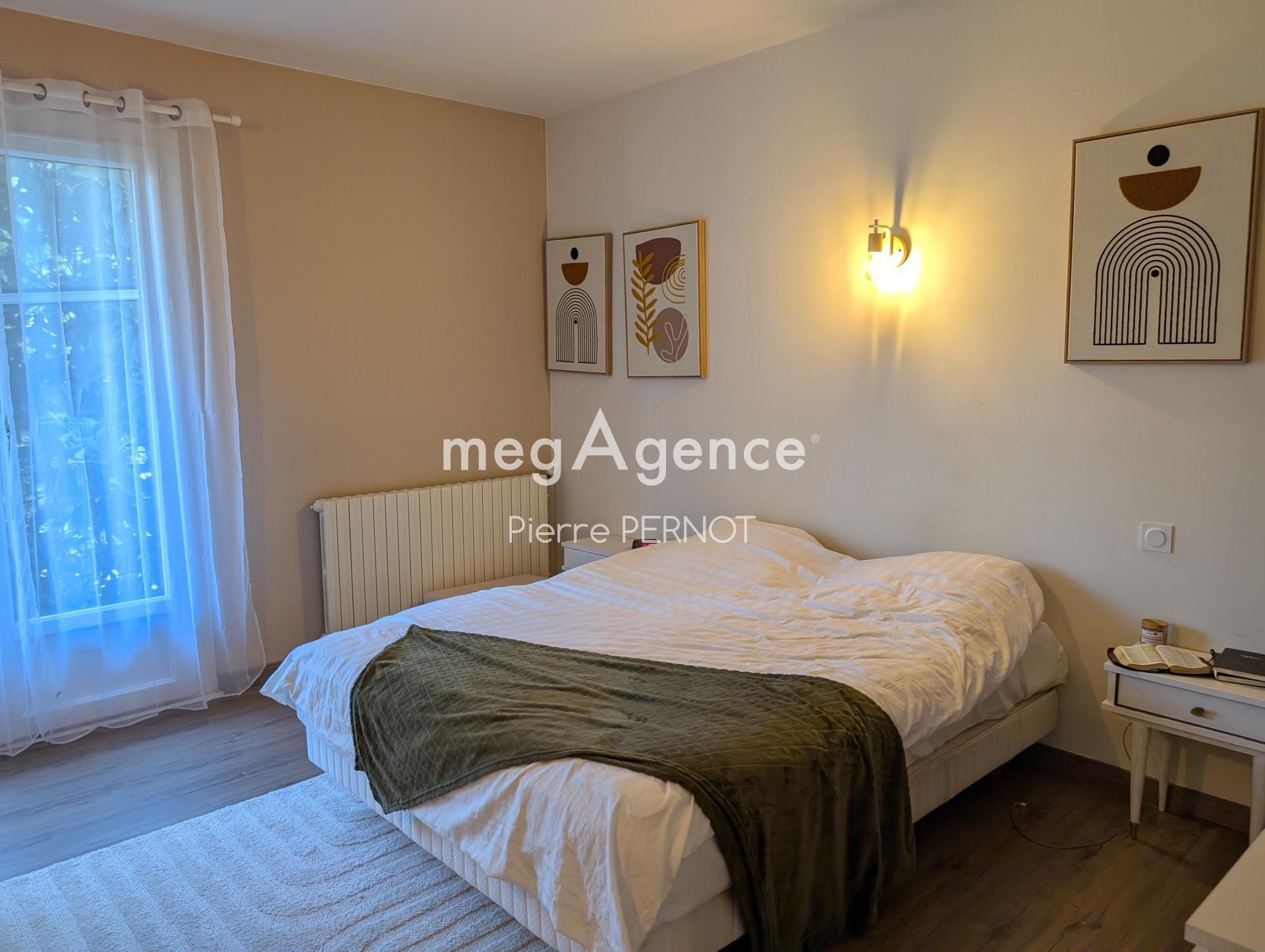 Miniature photo - 9 / 16