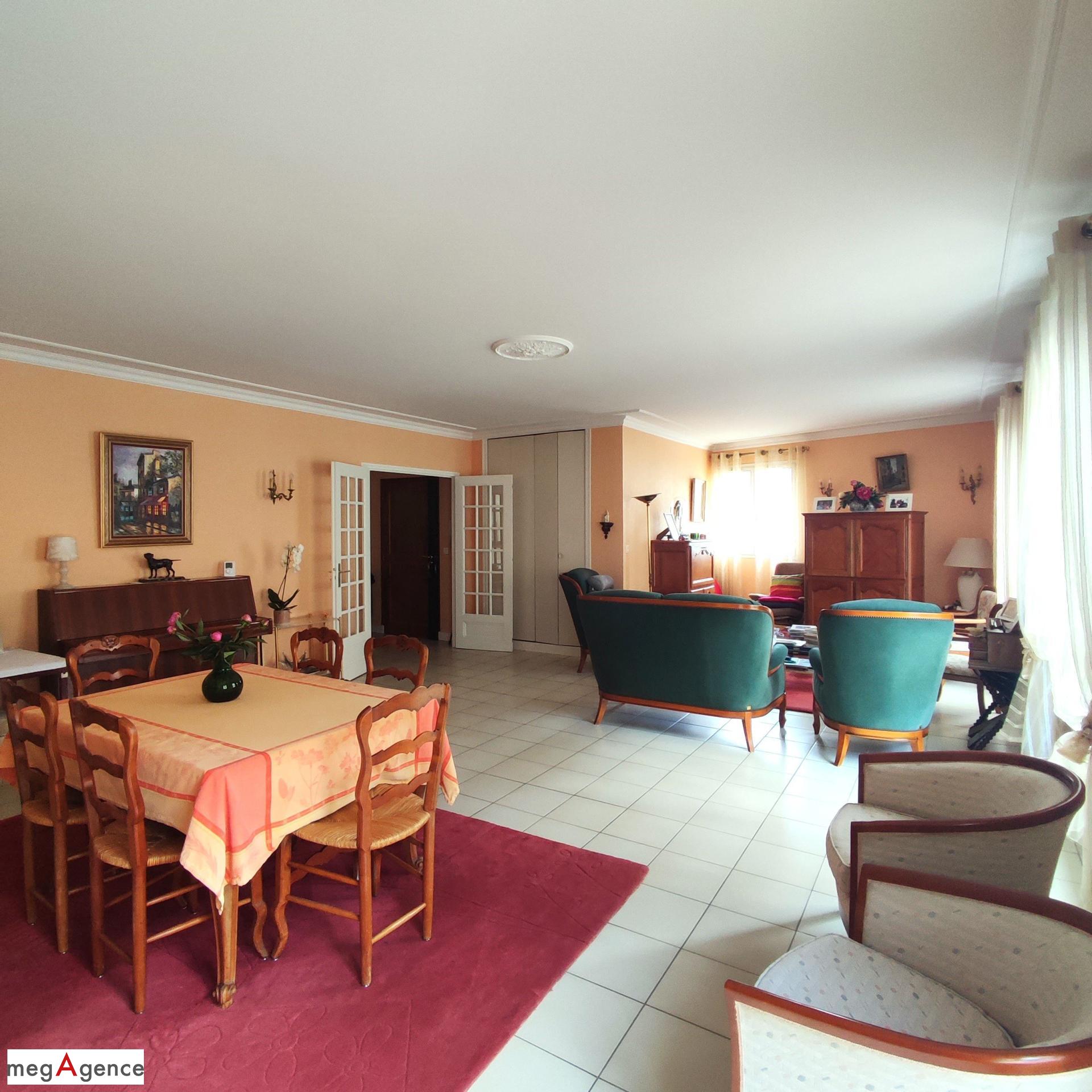 Miniature photo - 3 / 8