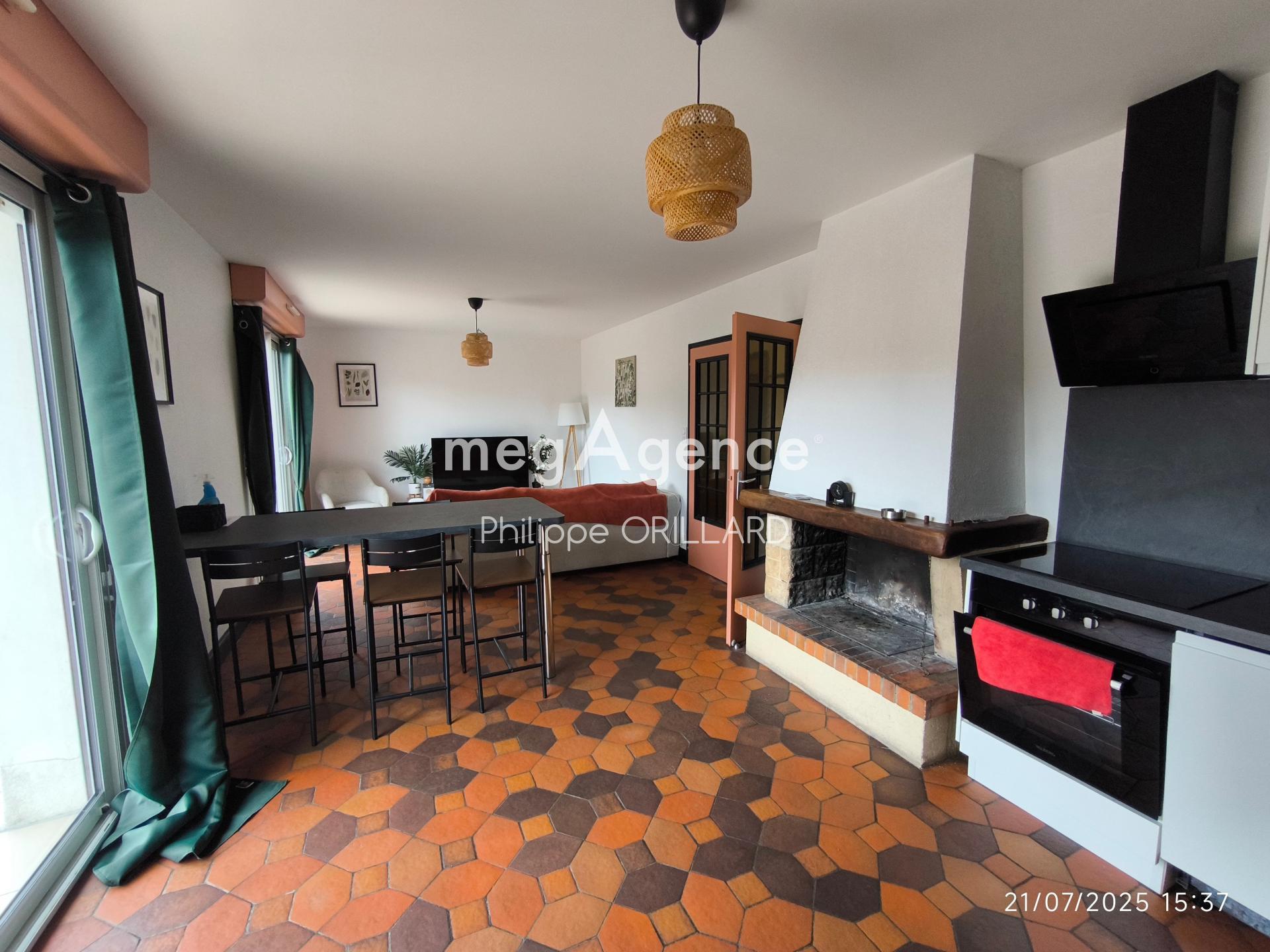 Miniature photo - 2 / 9