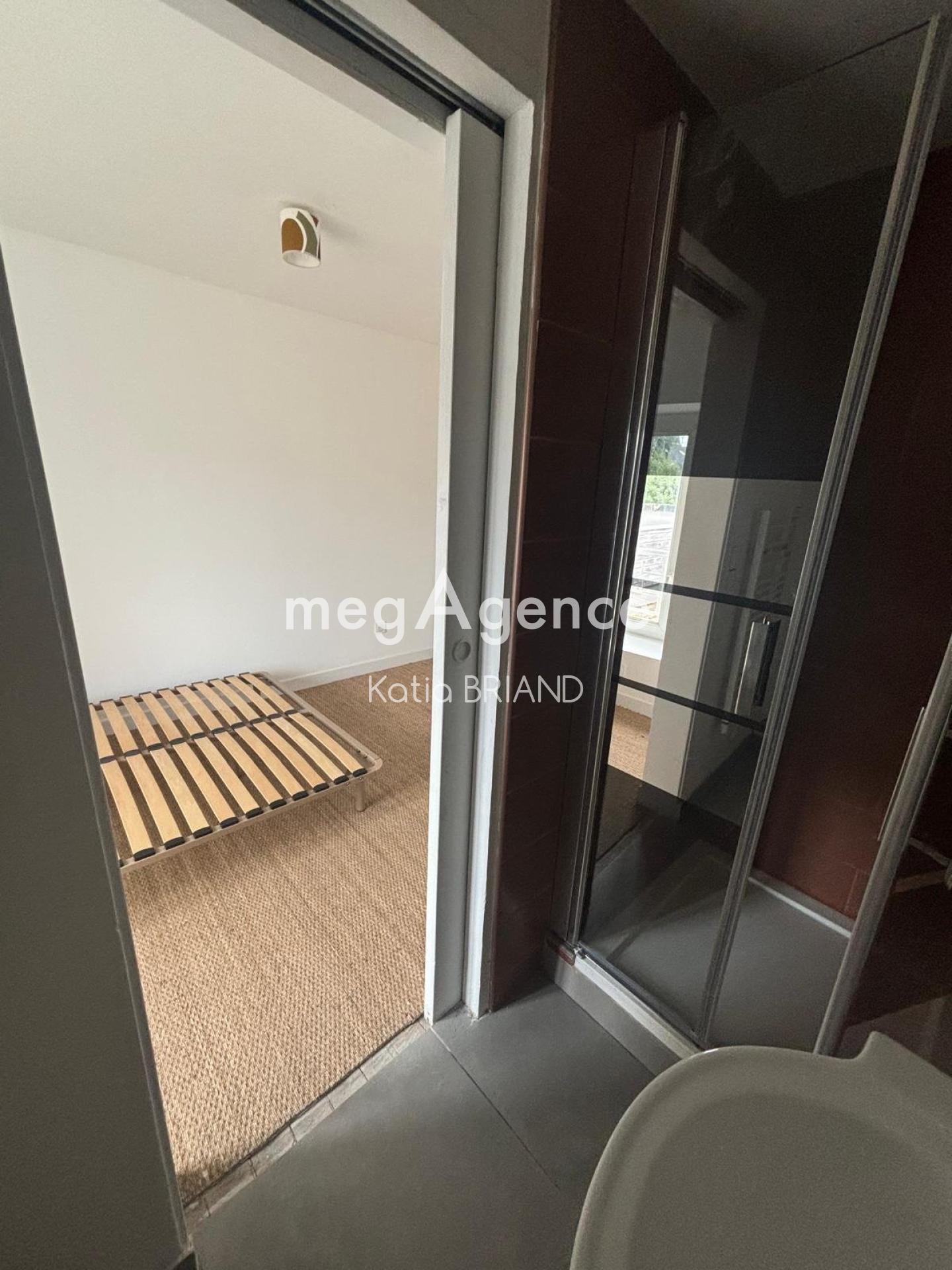 Miniature photo - 3 / 4