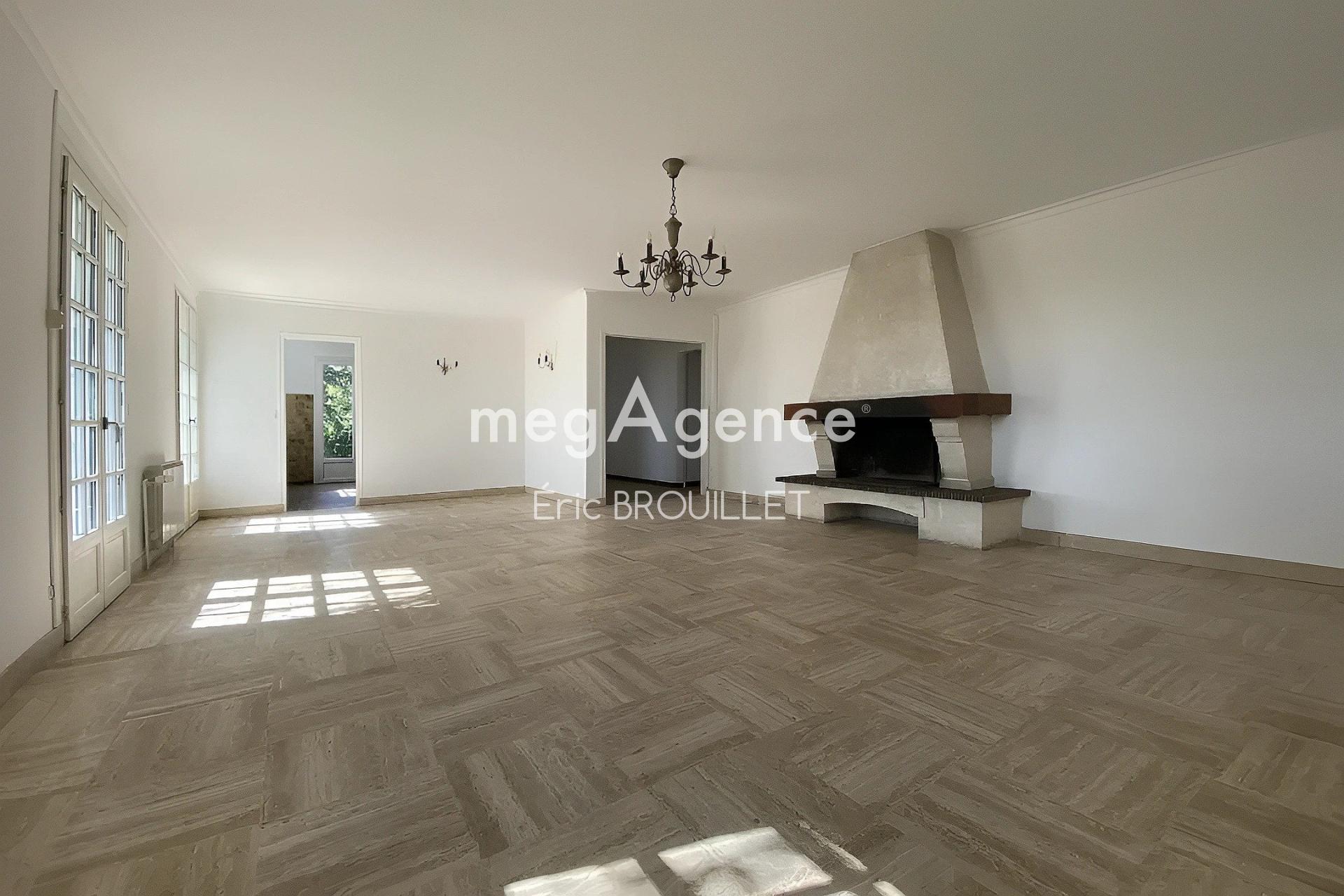 Miniature photo - 2 / 12