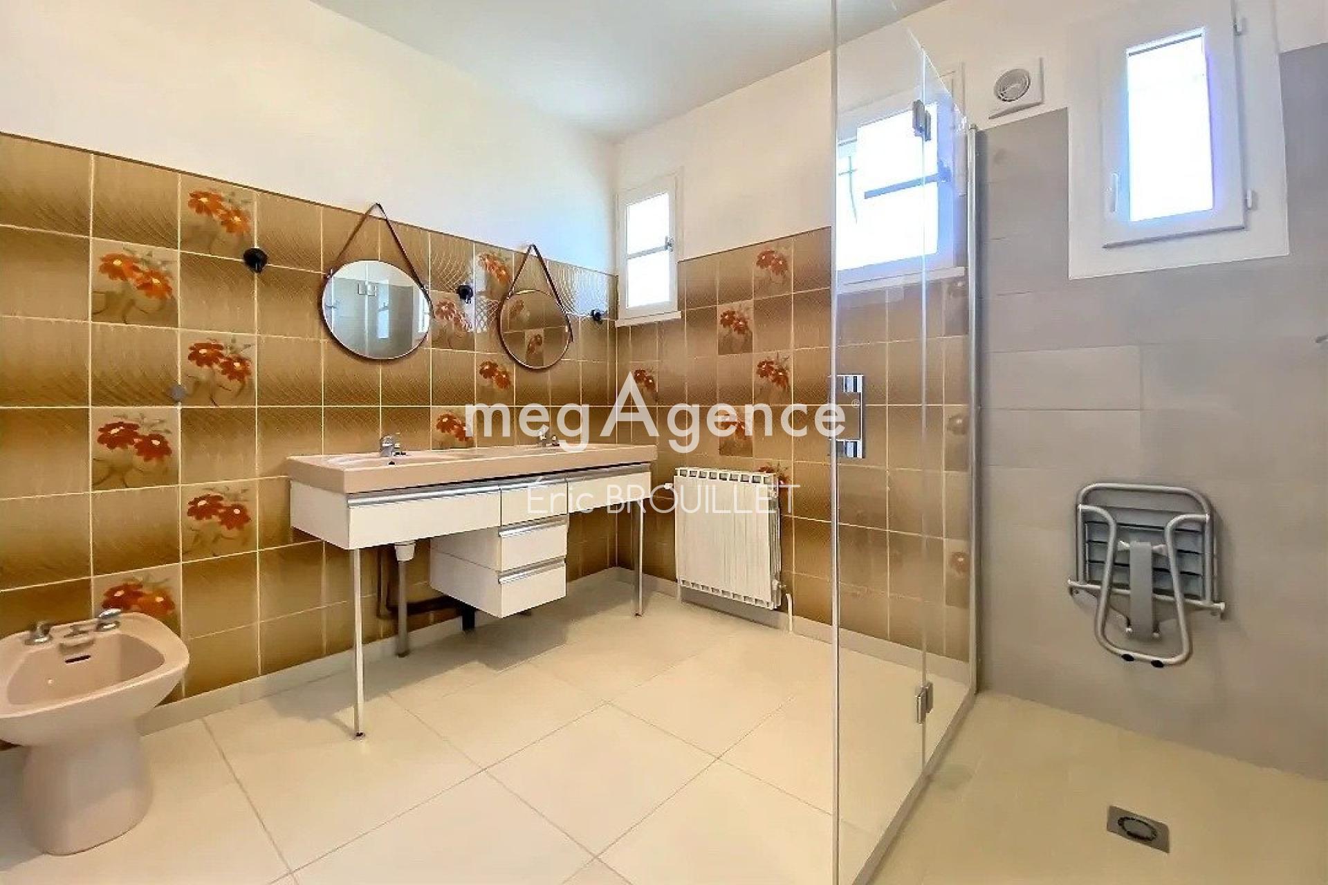 Miniature photo - 9 / 12