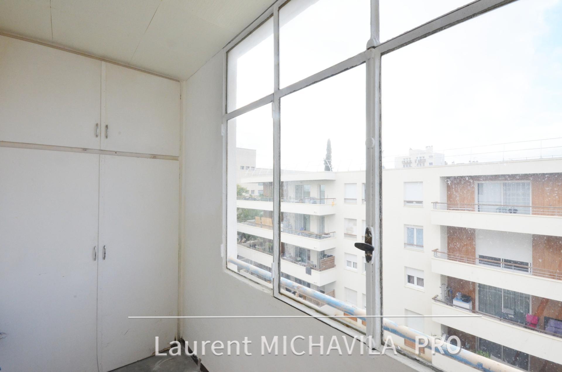 Miniature photo - 9 / 18