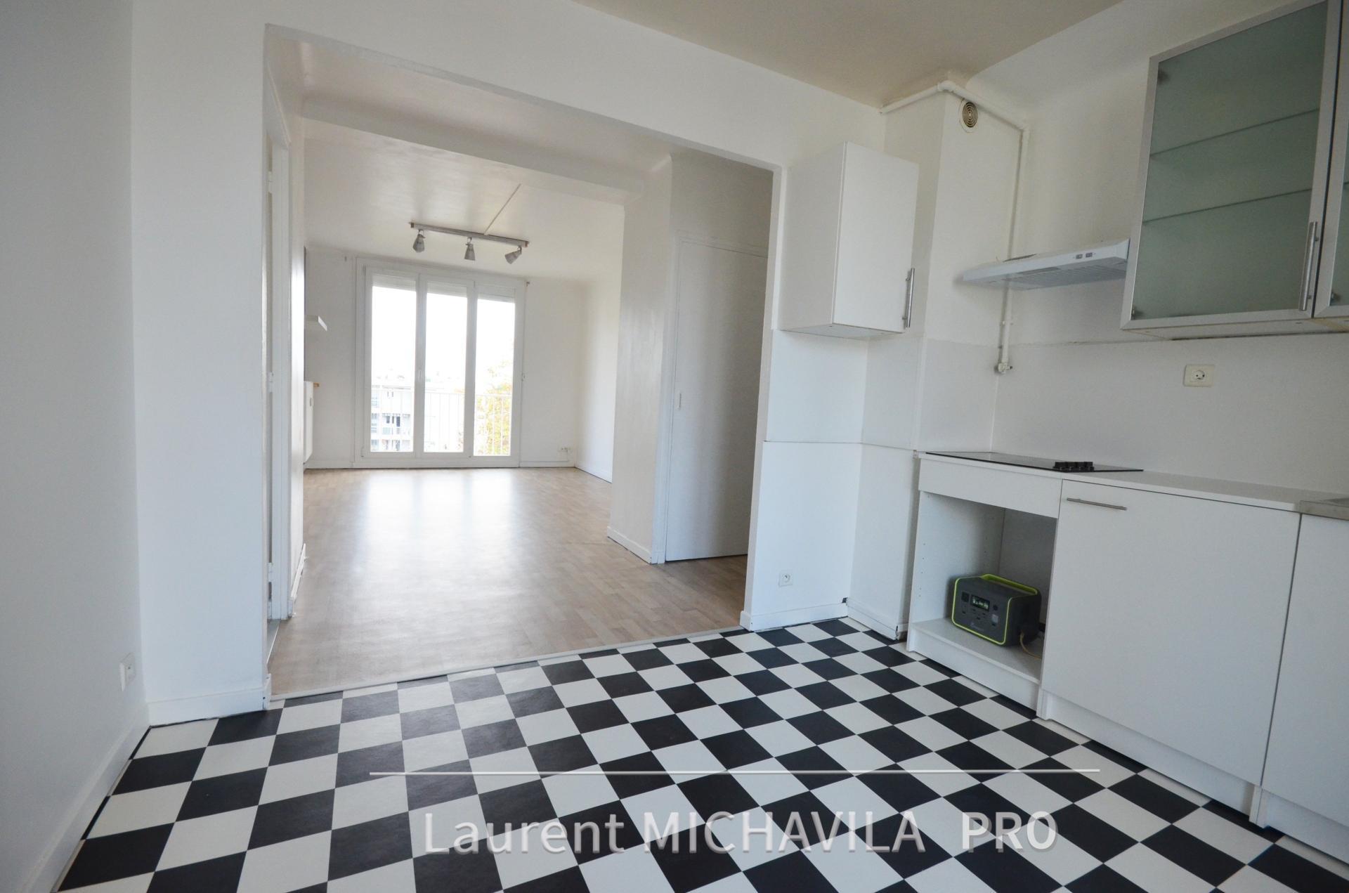 Miniature photo - 3 / 18