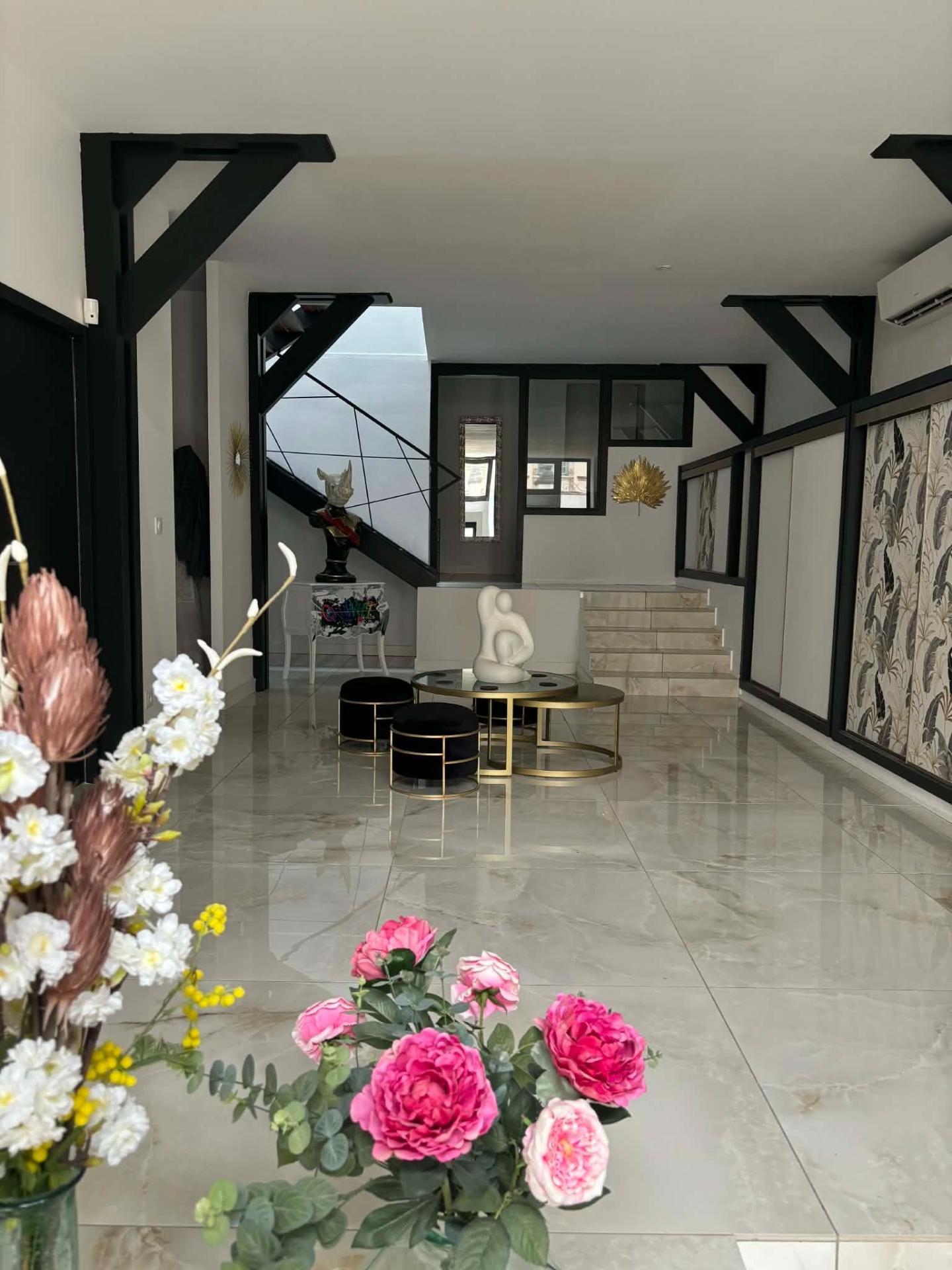 Miniature photo - 5 / 9