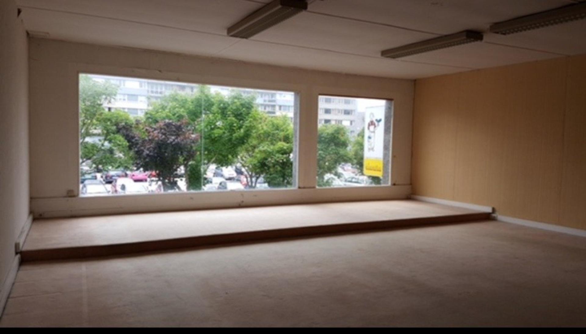 Miniature photo - 2 / 6