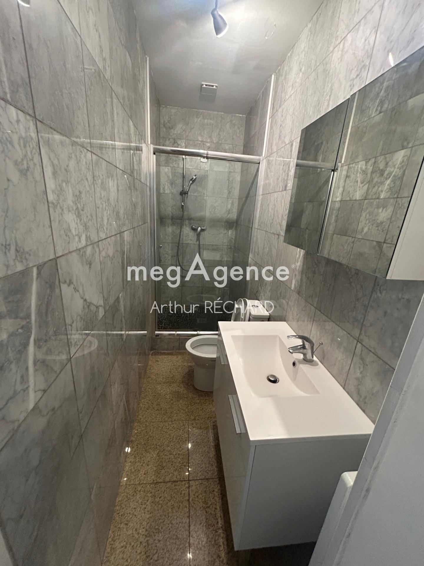 Miniature photo - 8 / 10