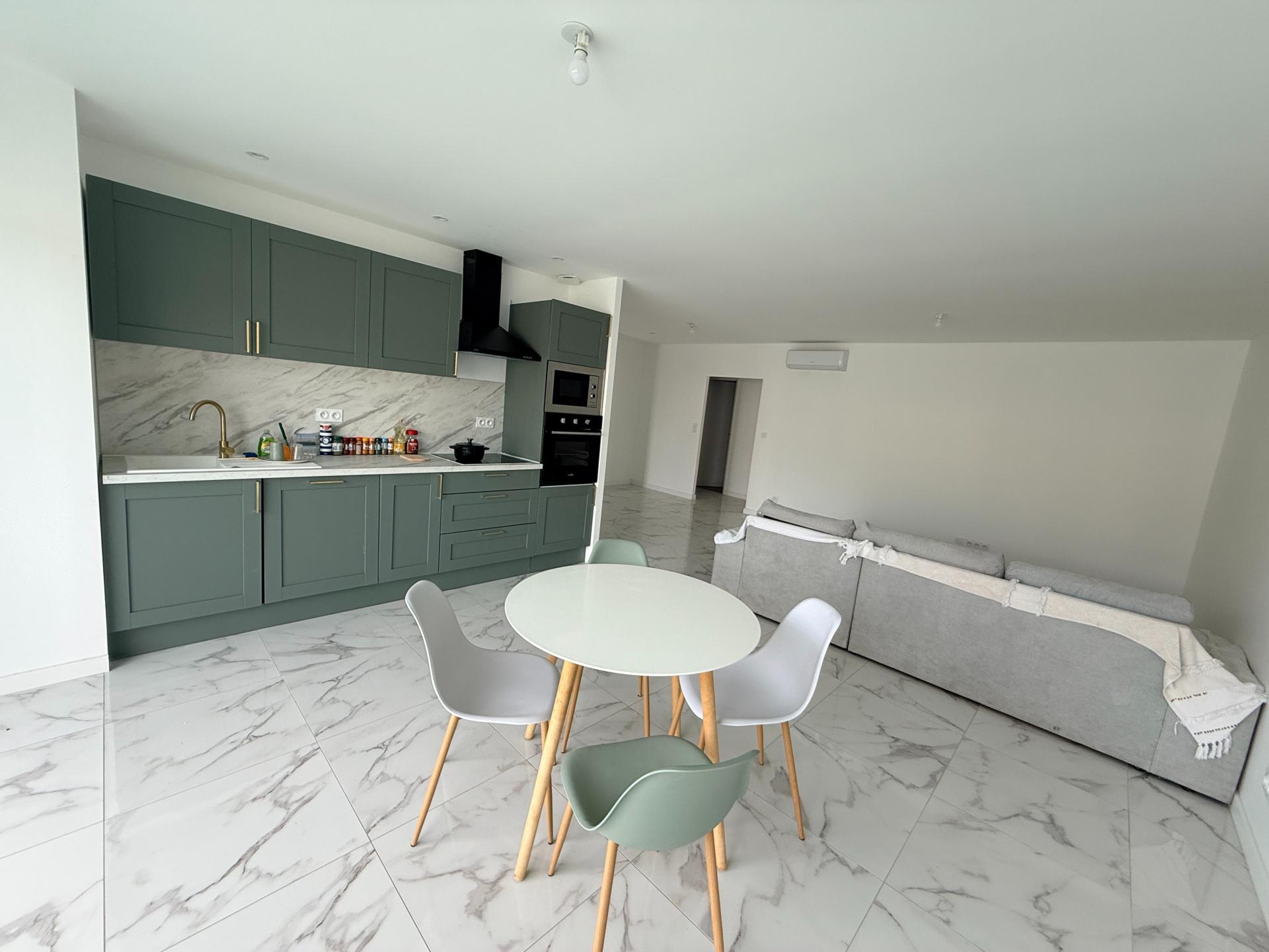 Miniature photo - 3 / 8