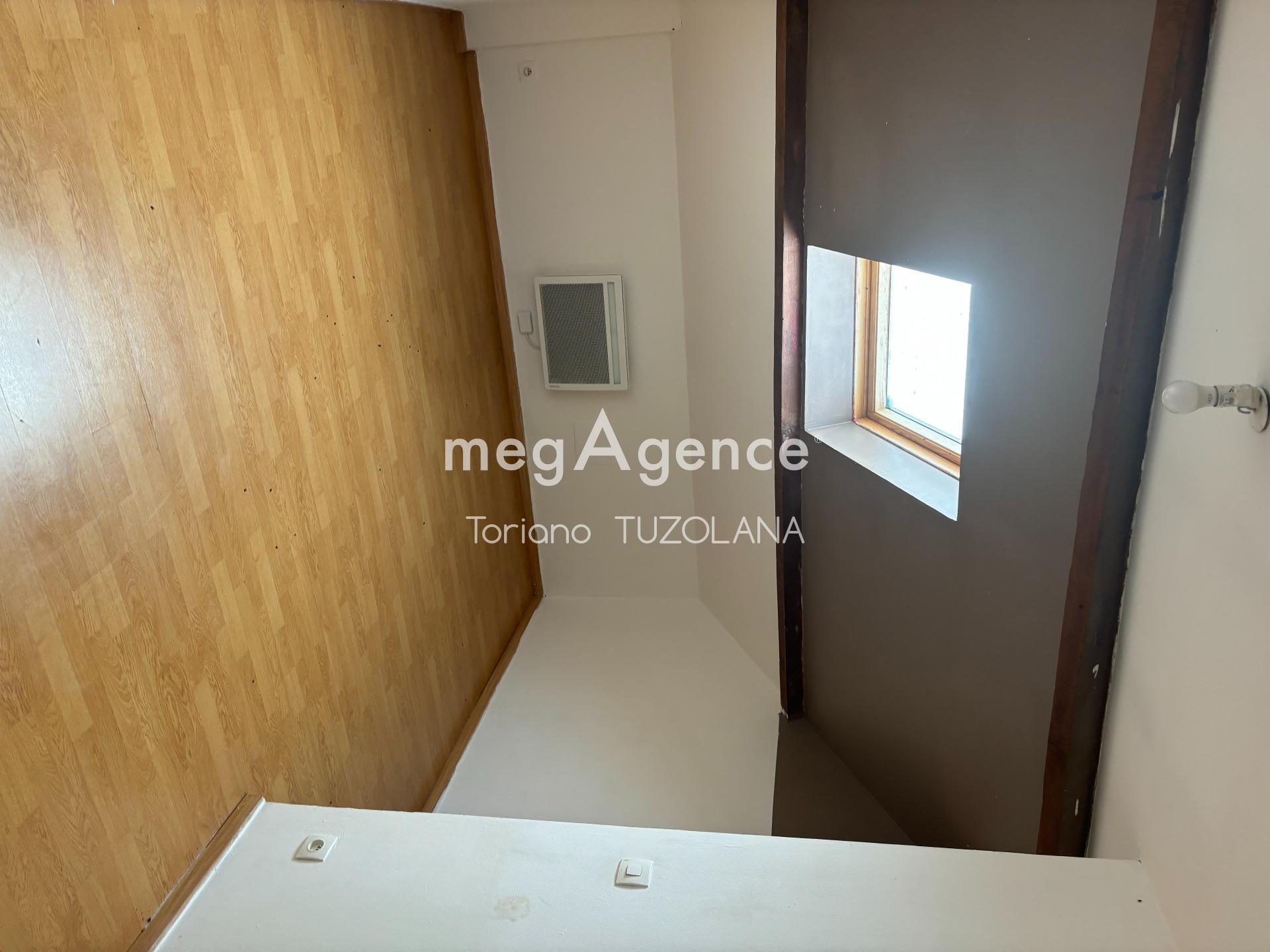 Miniature photo - 10 / 17