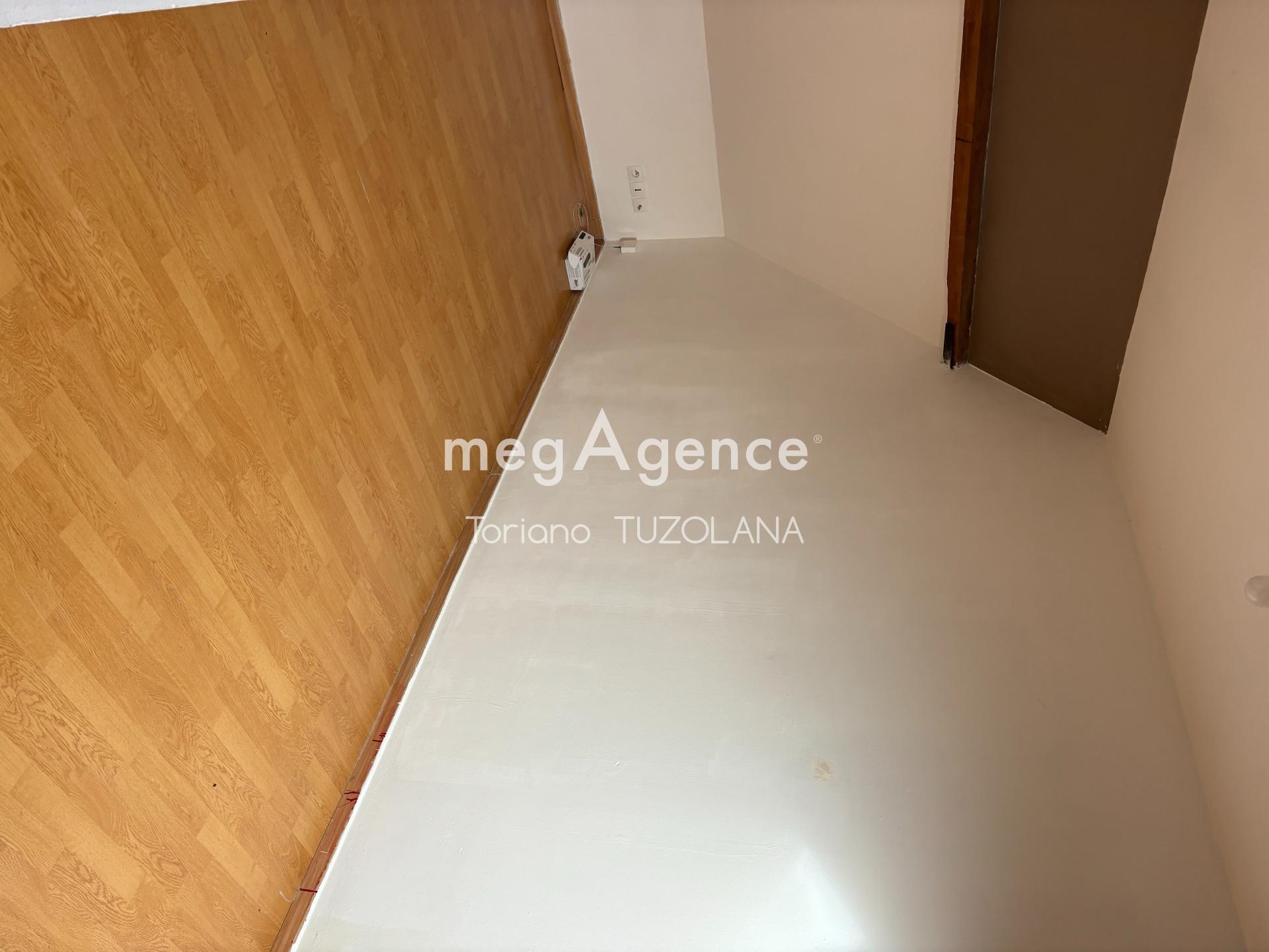 Miniature photo - 13 / 17