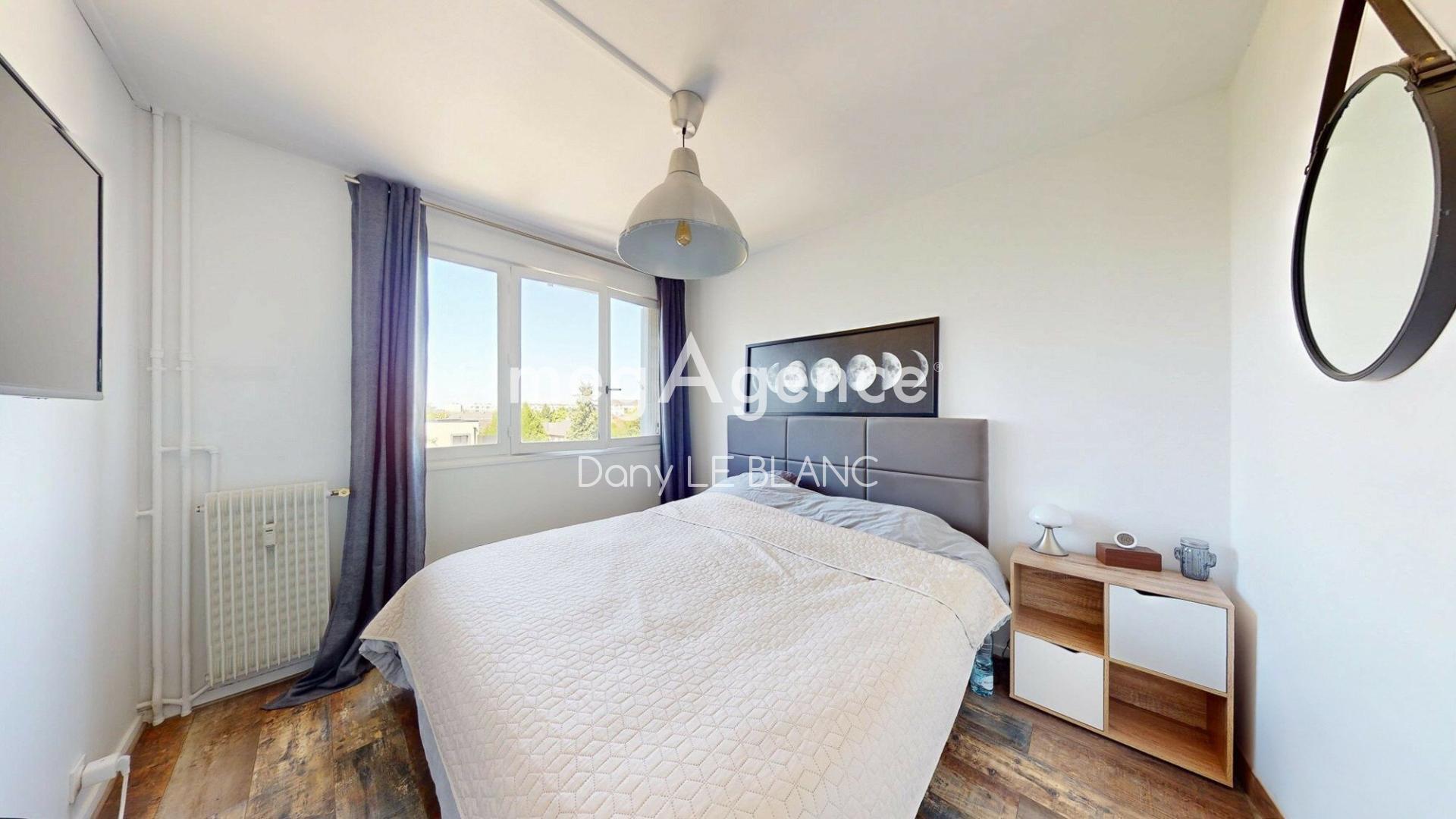 Miniature photo - 7 / 9