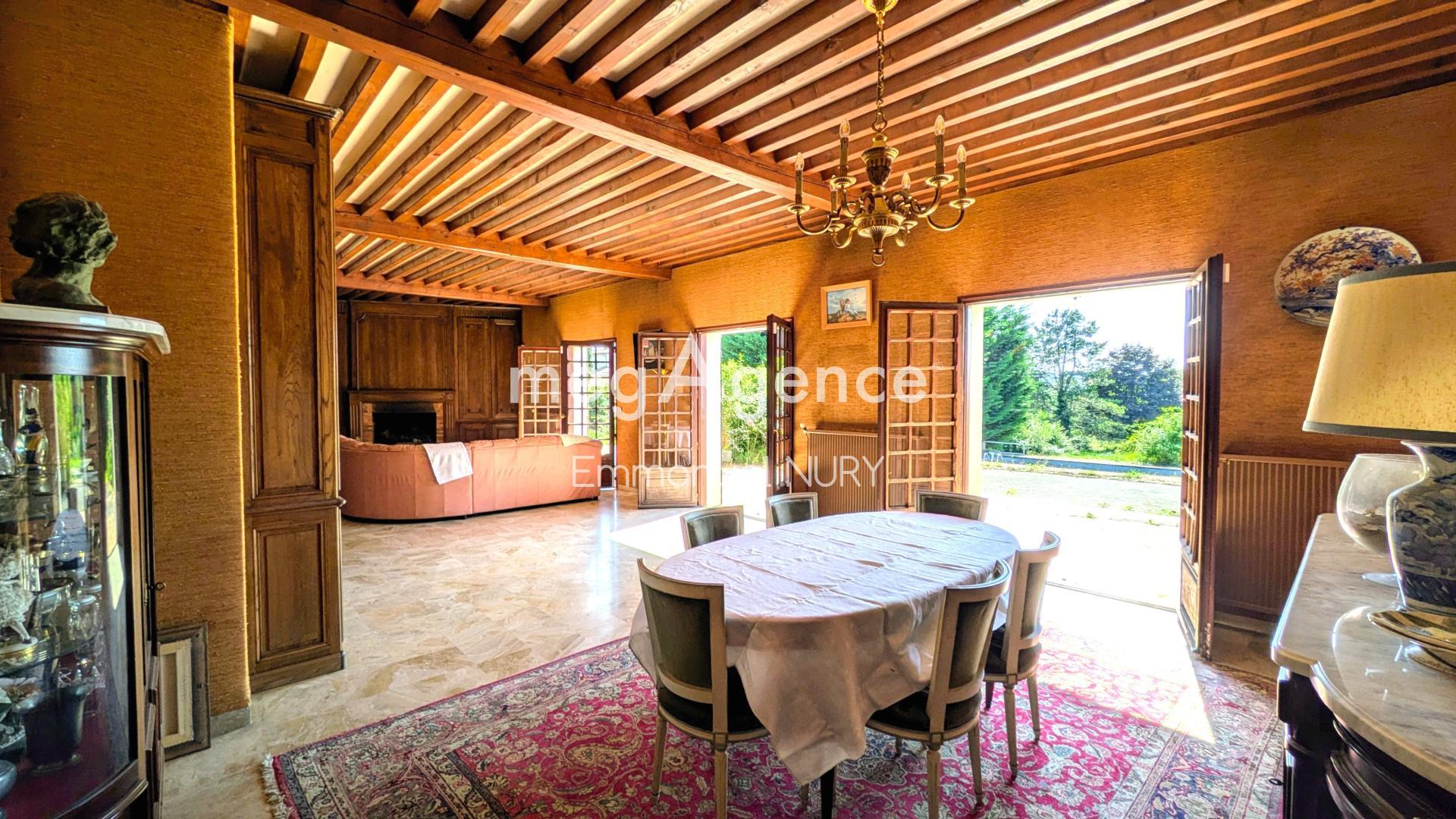 Miniature photo - 2 / 12