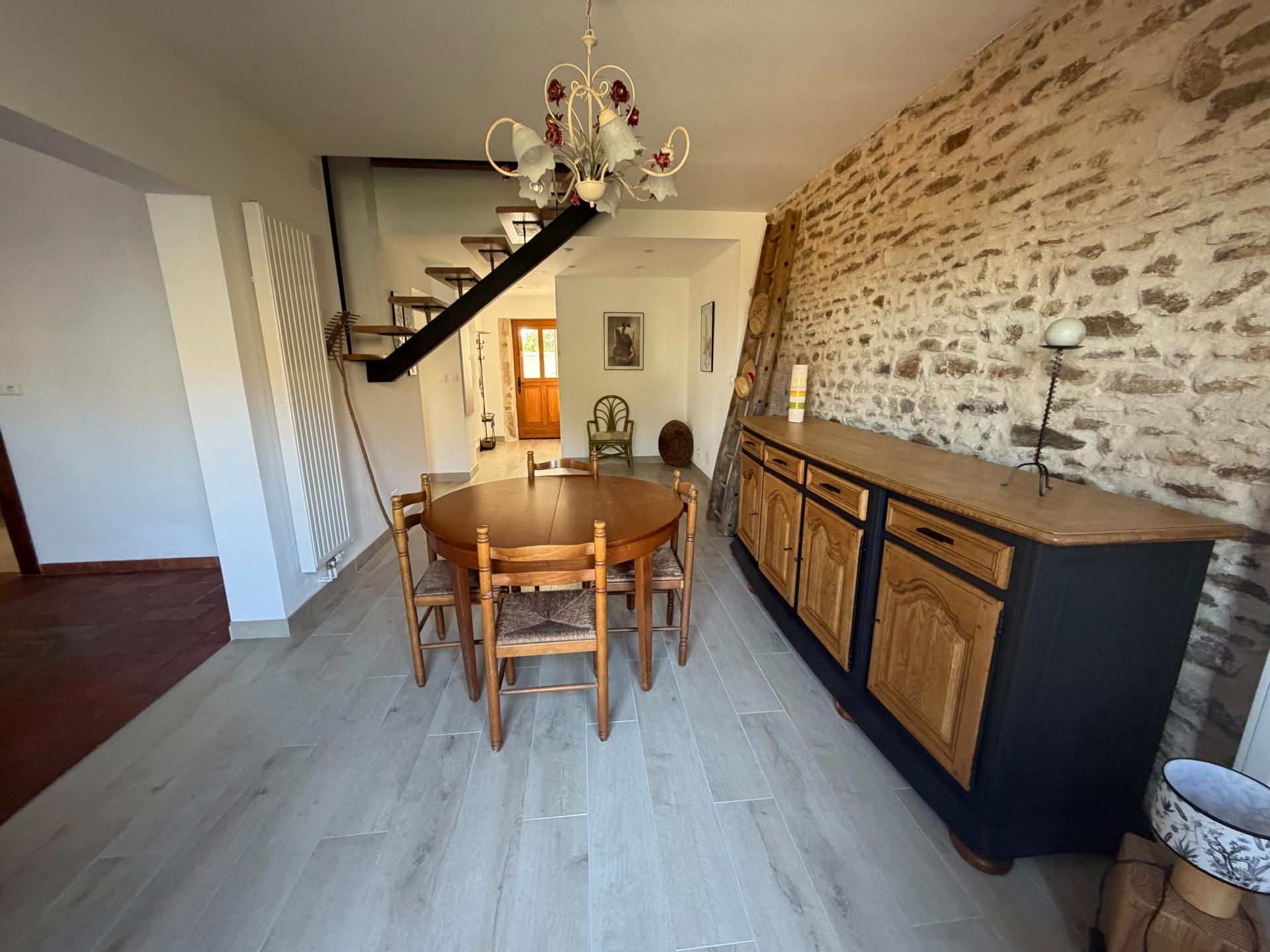 Miniature photo - 2 / 13