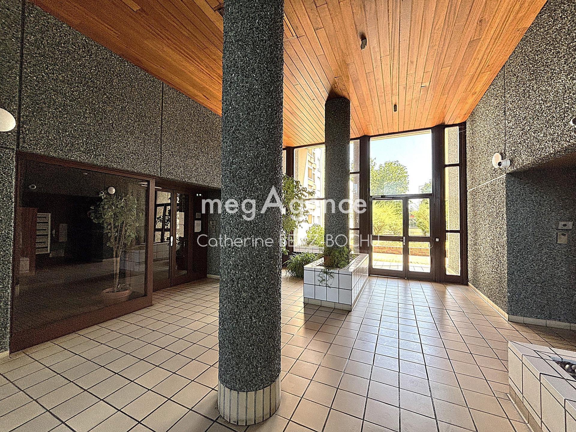 Miniature photo - 12 / 12