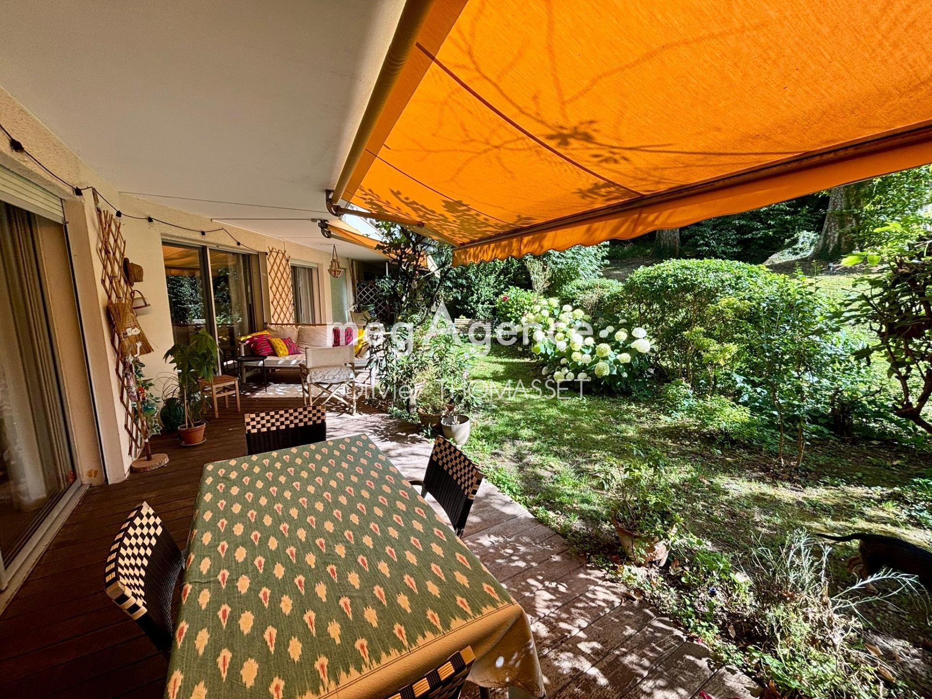 Miniature photo - 3 / 9