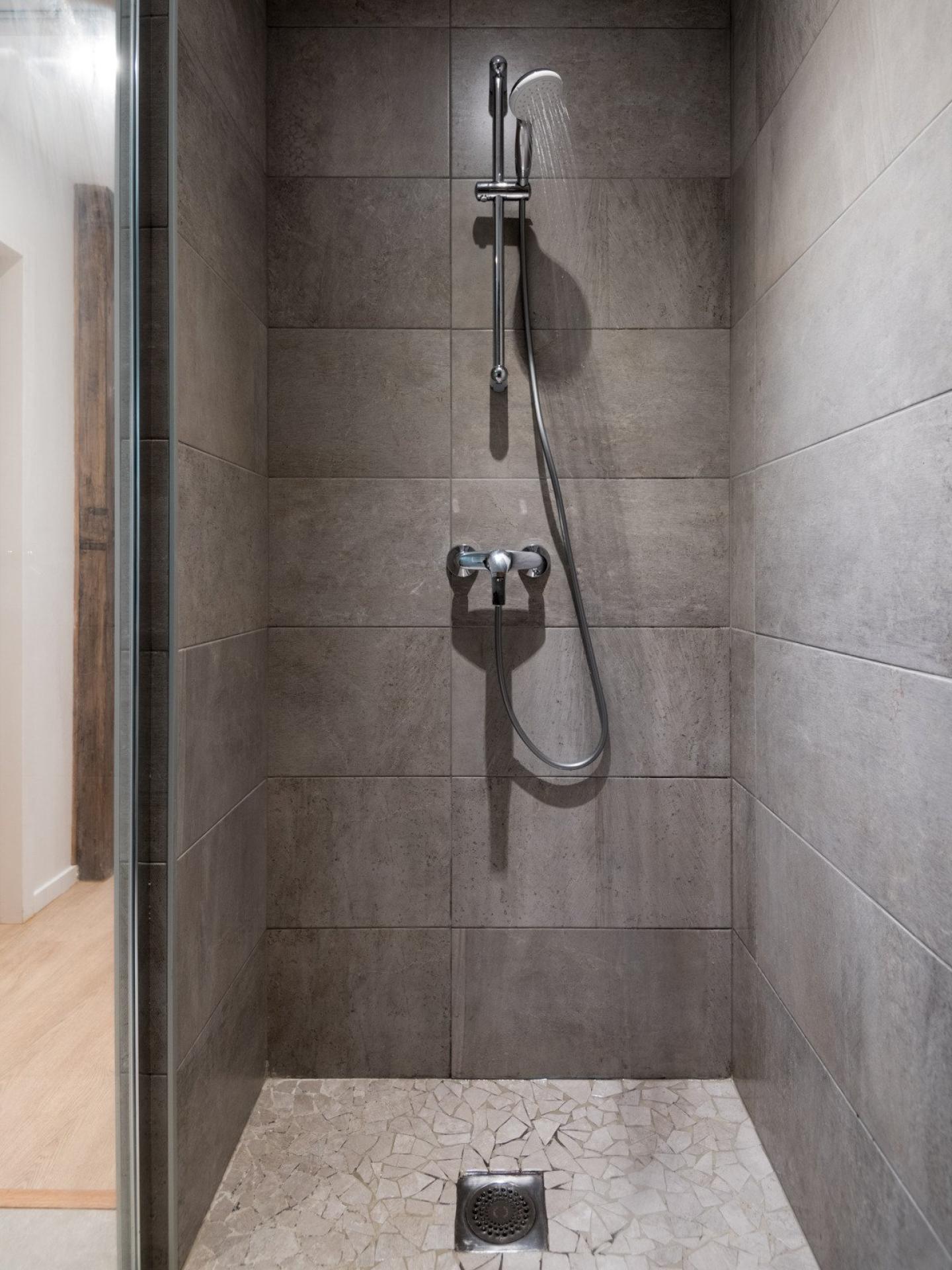 Miniature photo - 5 / 8