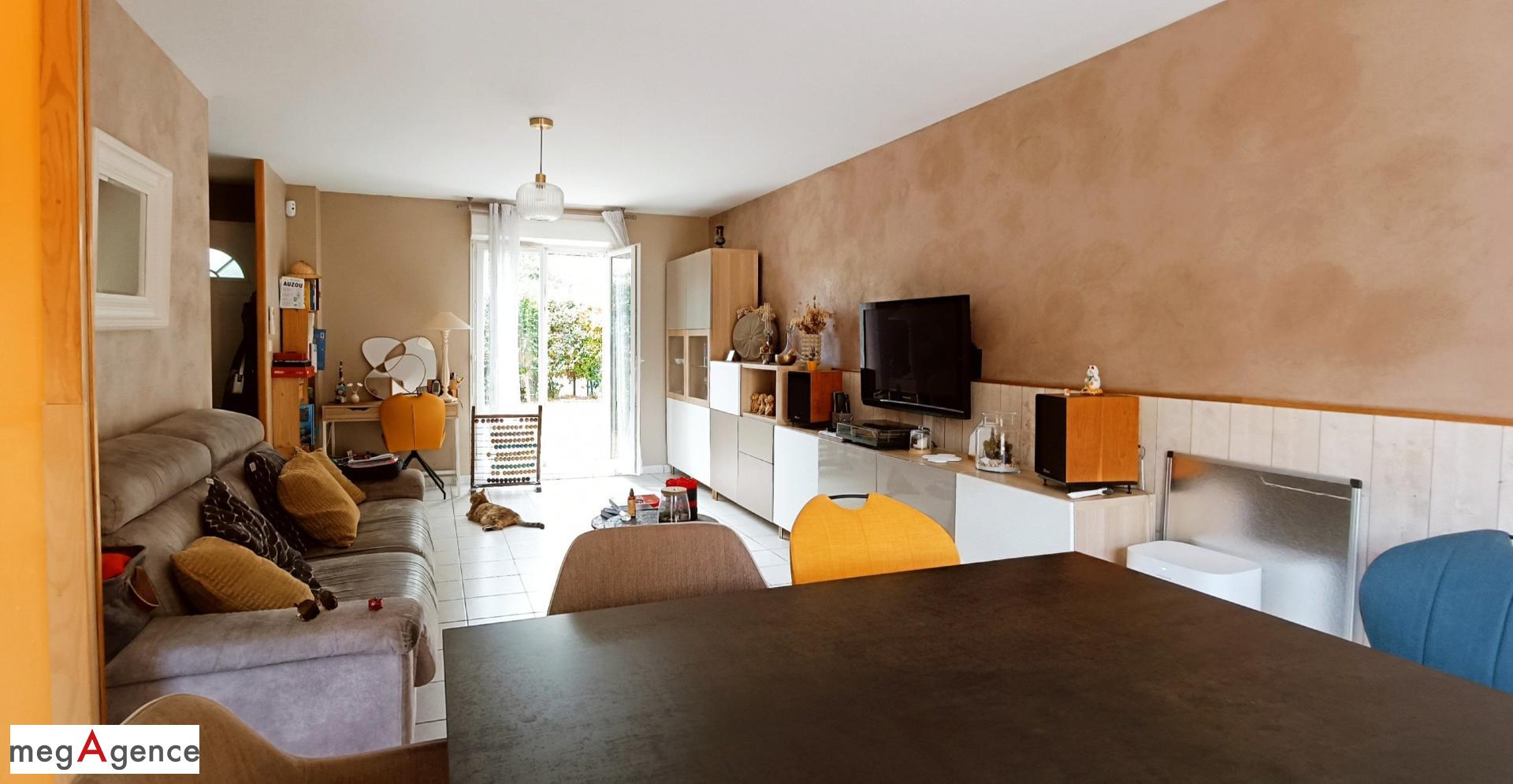 Miniature photo - 2 / 14