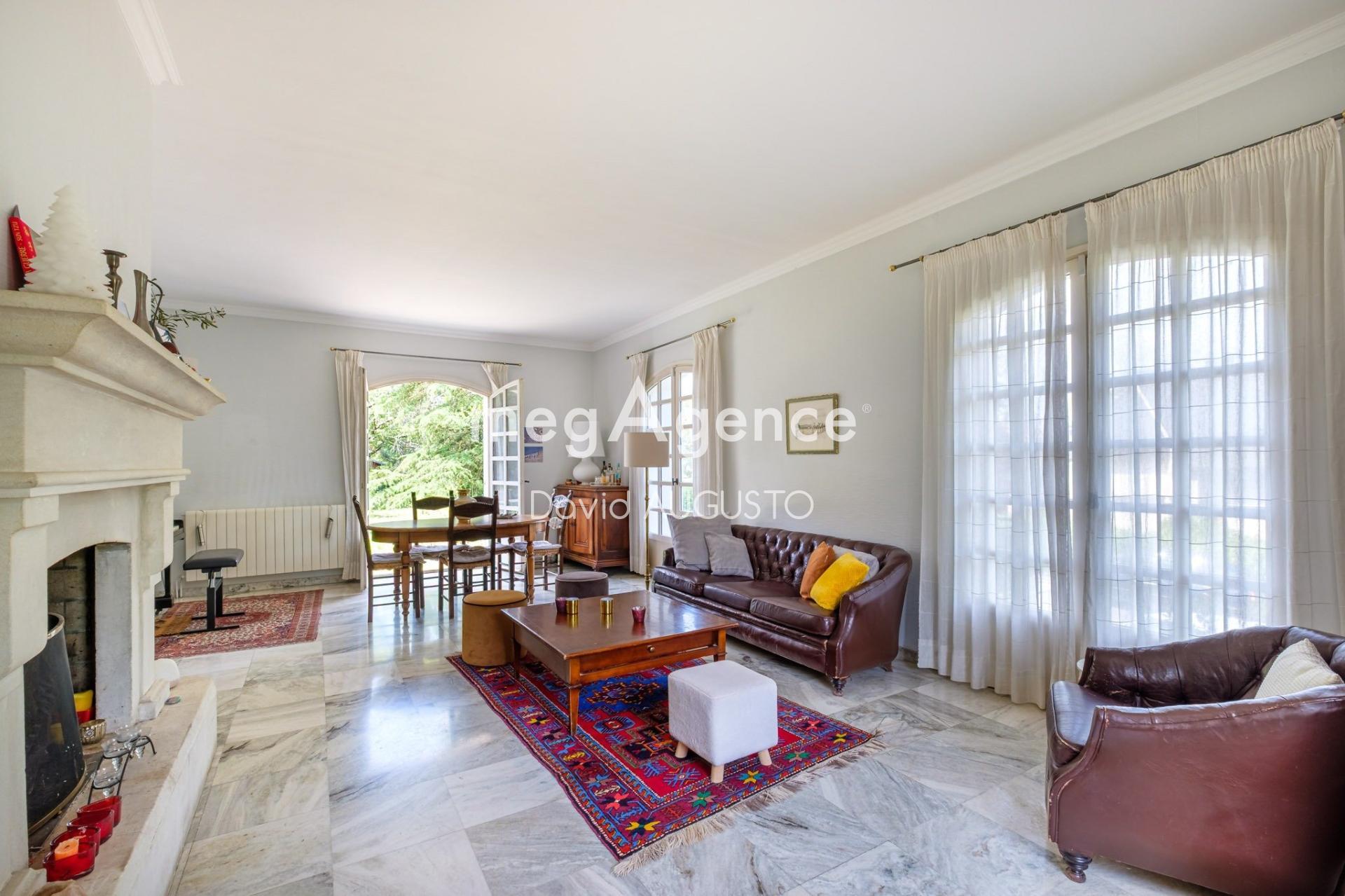 Miniature photo - 8 / 12