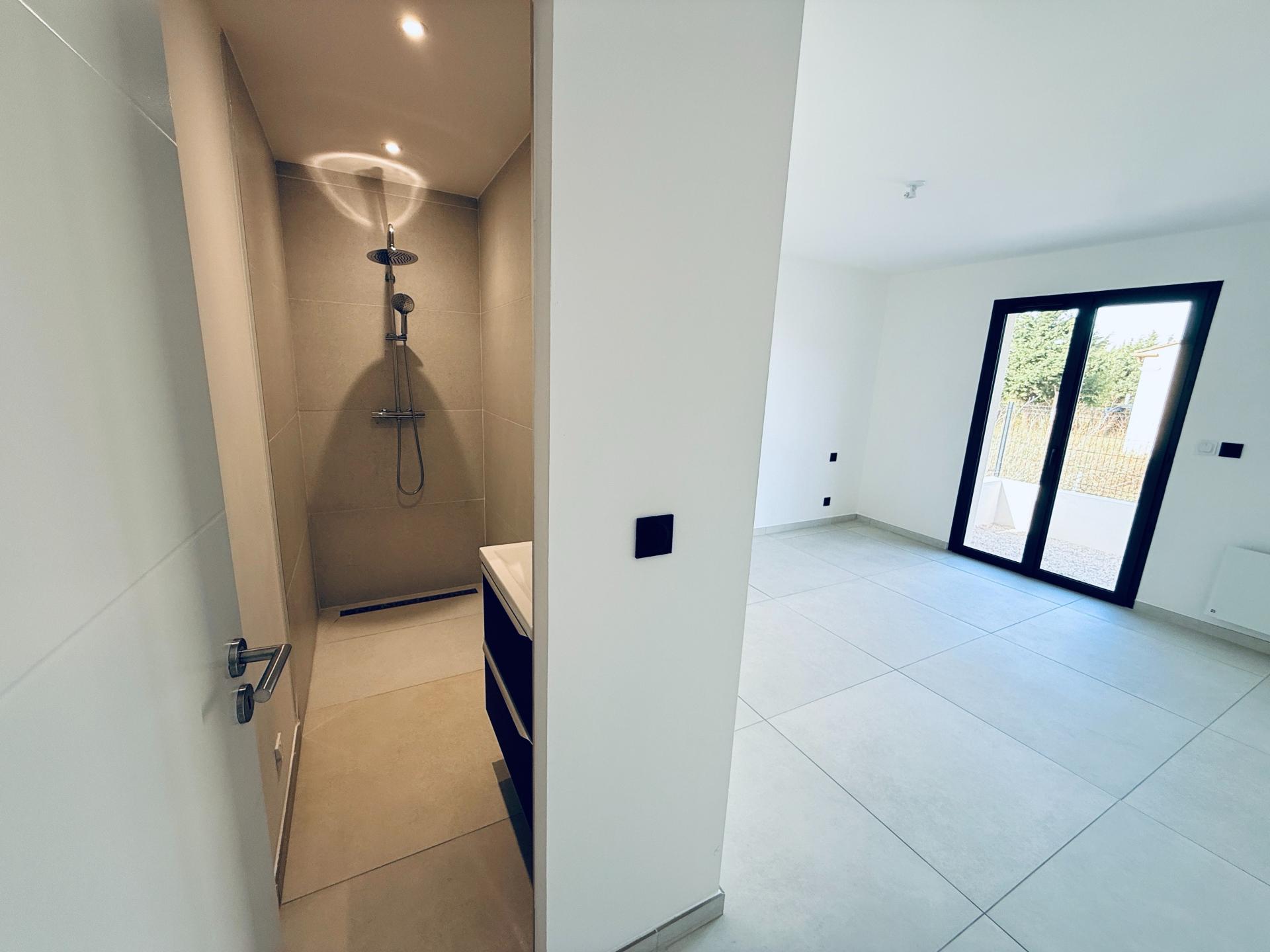 Miniature photo - 3 / 10