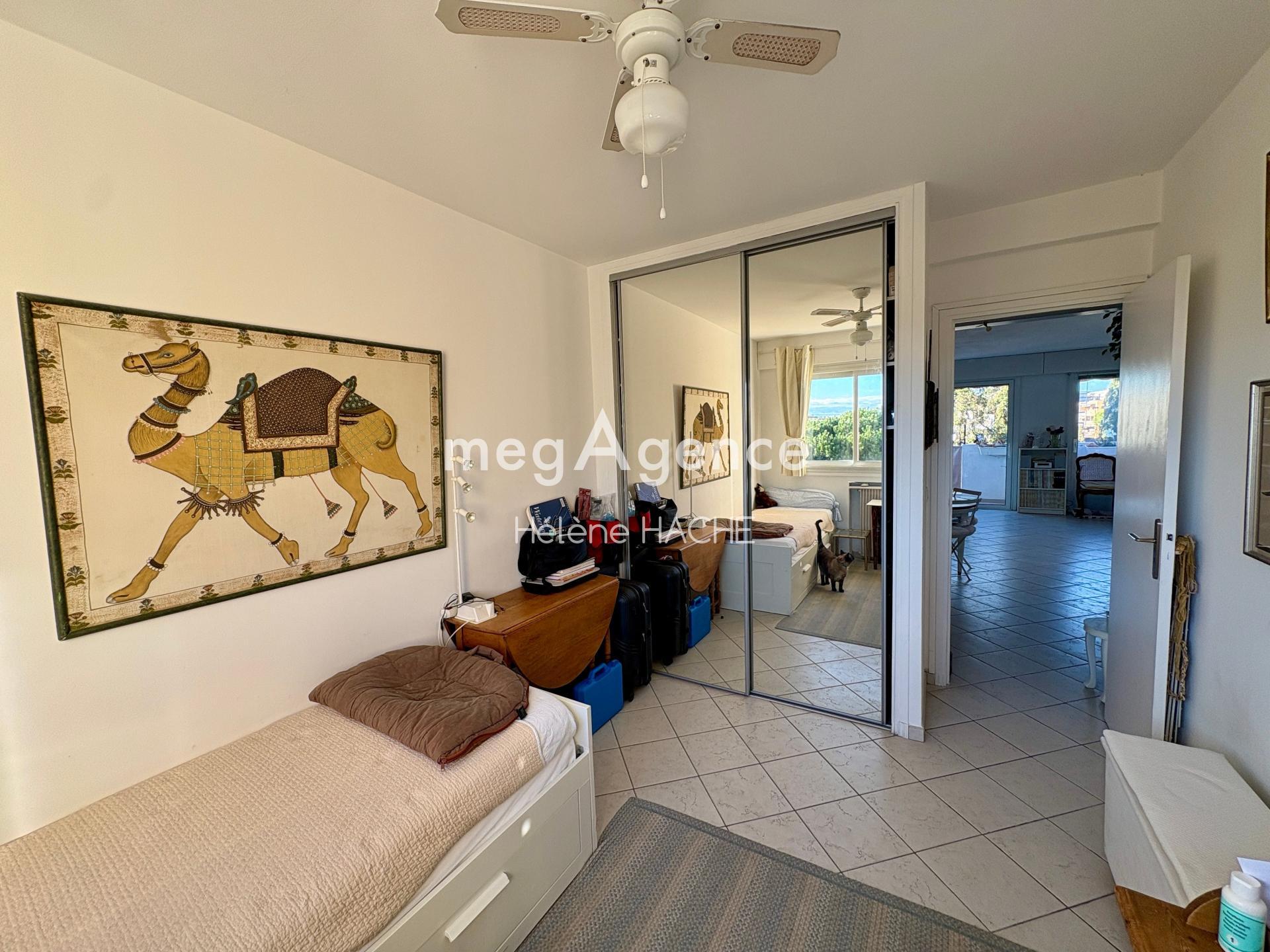 Miniature photo - 9 / 10